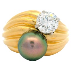 Anillo de Cóctel de Oro 18k Gia 1,02ct F vs Diamante y Perla de Tahití Bypass Acanalado