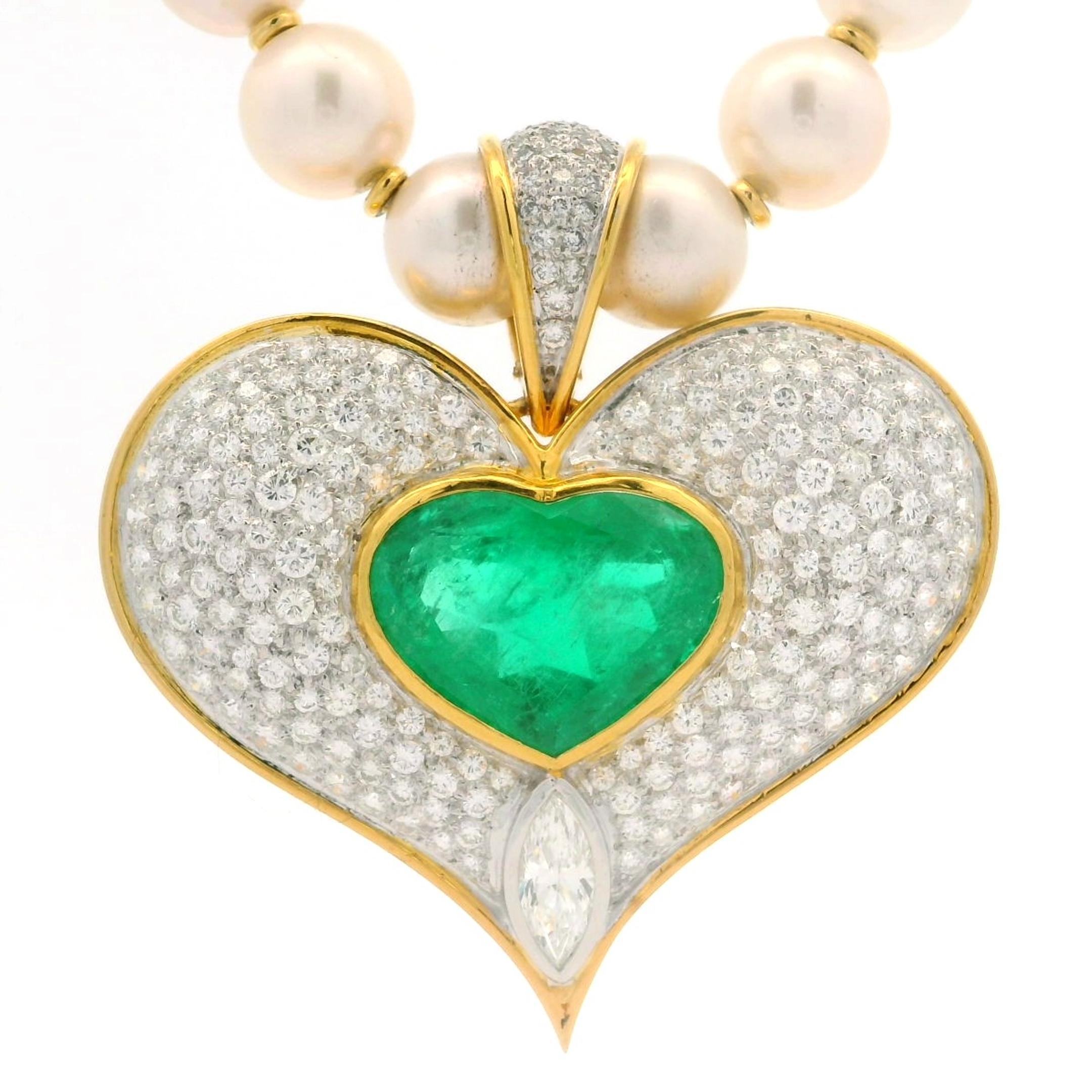 18 Karat Gold GIA 14,01 Karatw Smaragd Diamant Herzanhänger Anhänger Perlenkette im Angebot 3