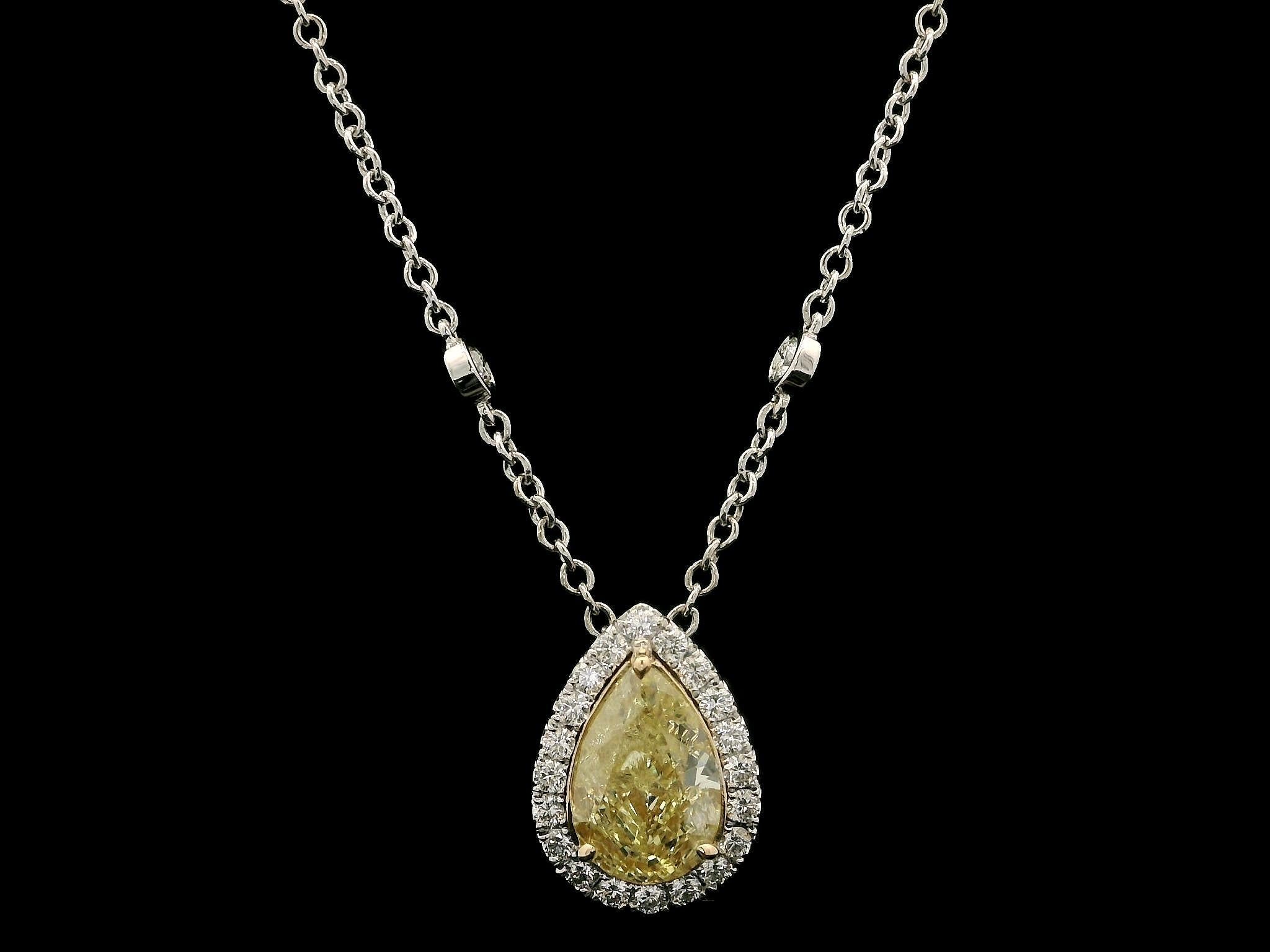 18k Gold GIA 2.70ctw Fancy Yellow Pear Diamond Tear Drop Pendant Necklace For Sale 1