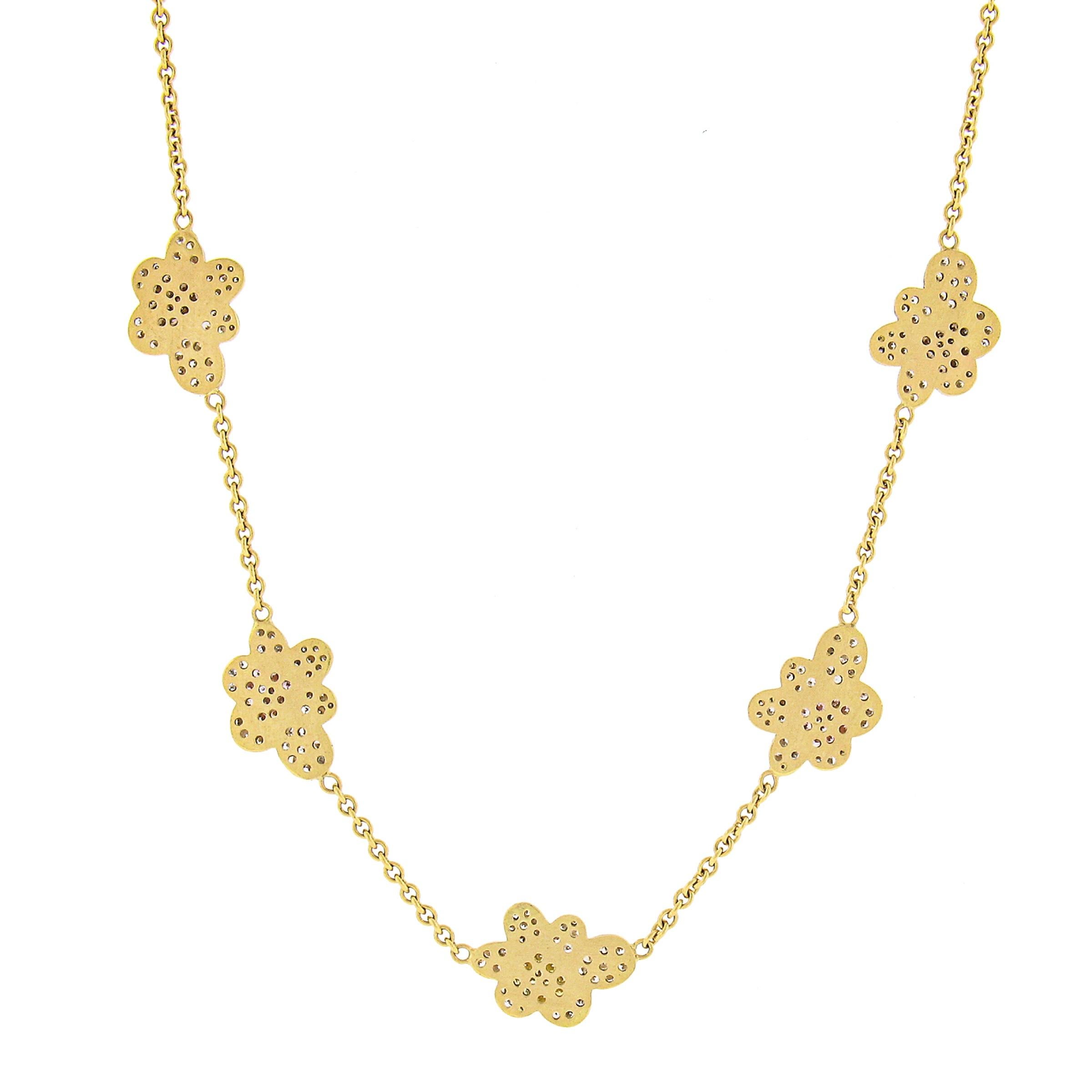 Collier en or 18k GIA 2ctw GIA Colored Pink Yellow Diamond Flower Station Necklace Chain en vente 2