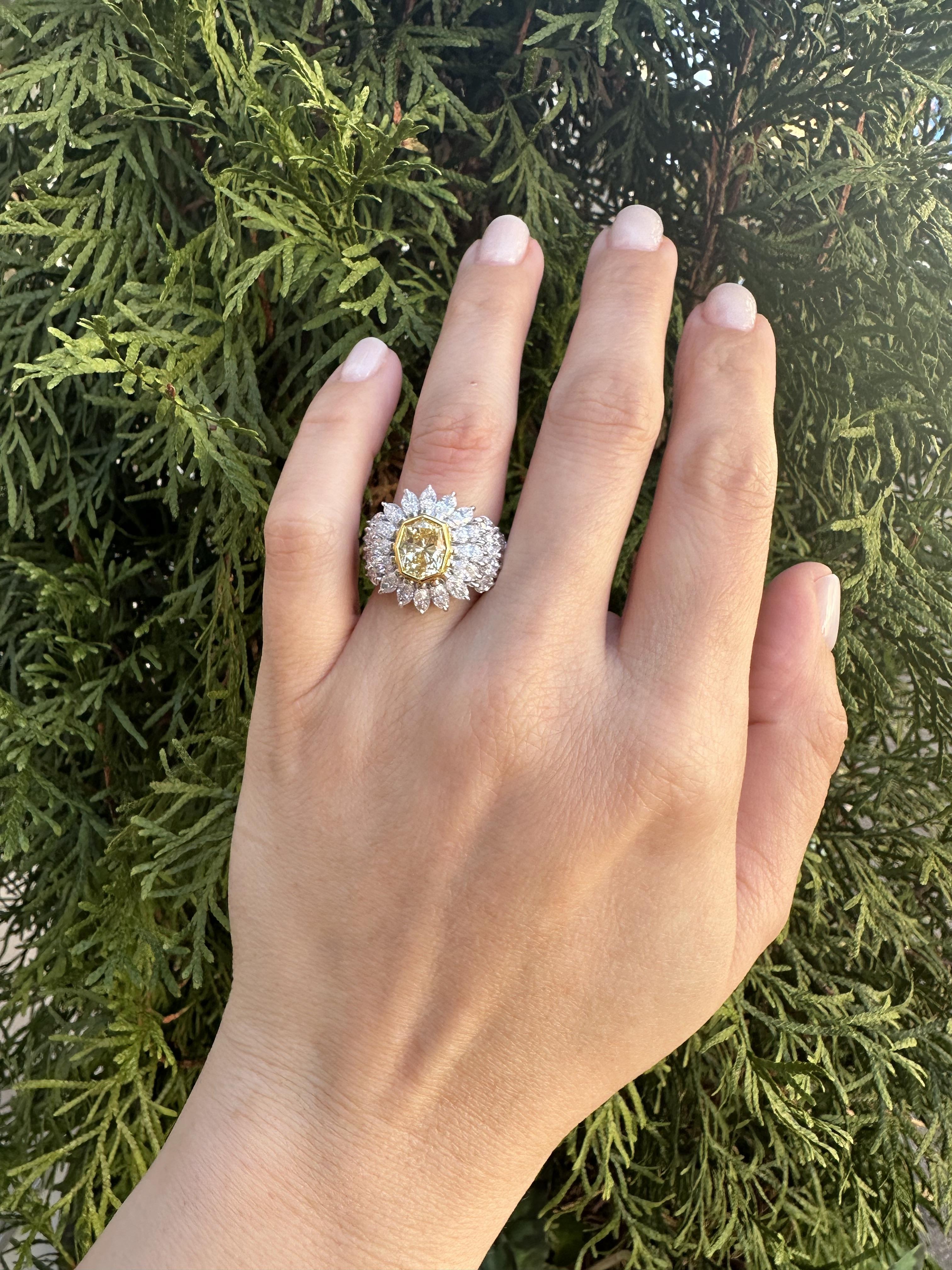 Women's 18k Gold GIA 7.24ctw Octagonal Fancy Yellow and White Marquise Diamond Ring For Sale