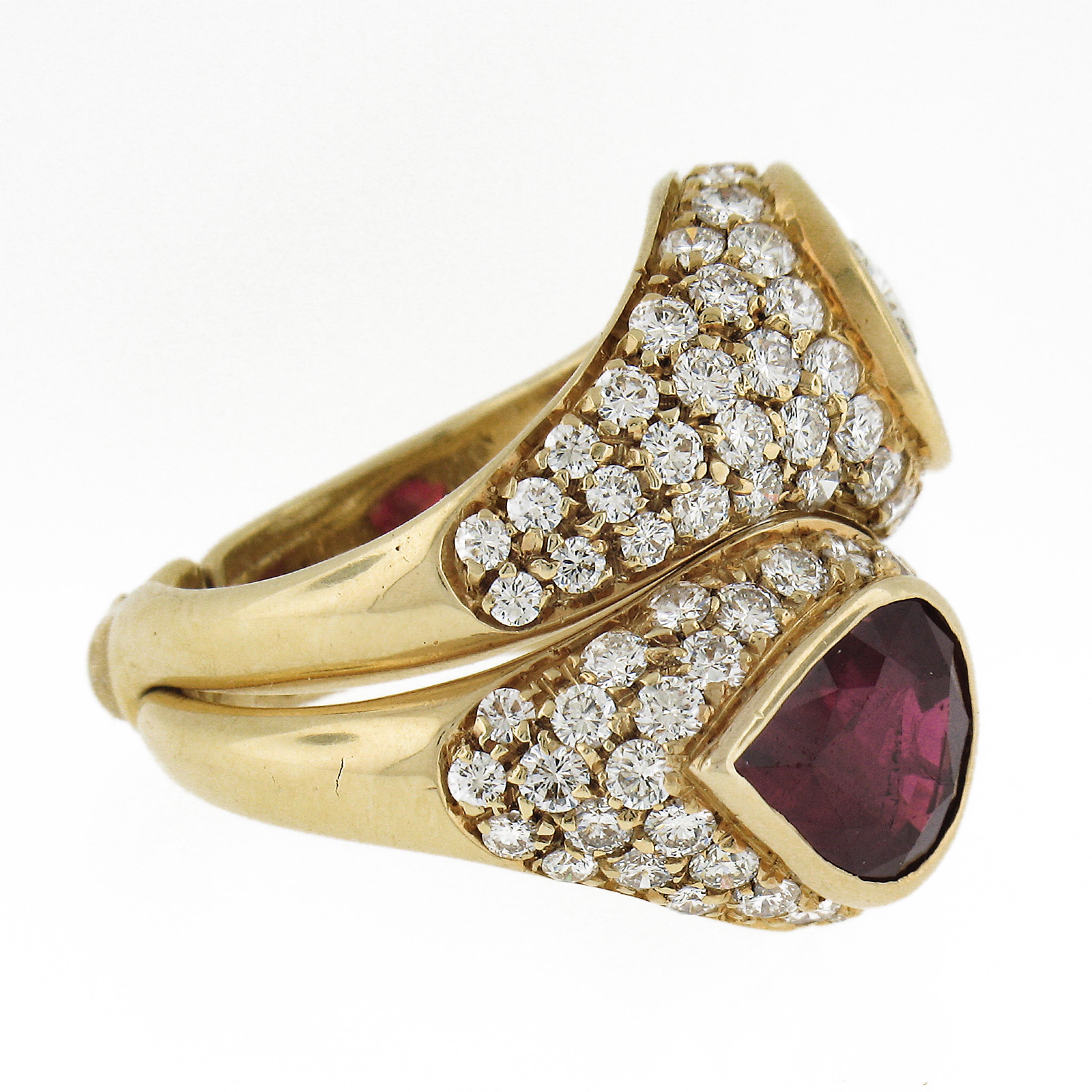 Anello a incastro Moi Et Toi Bypass in oro 18k GIA 7,78ctw Pear Ruby & Diamond in vendita 1