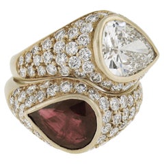 Bague en or 18k GIA 7.78ctw Pear Ruby & Diamond Moi Et Toi Bypass Interlocking Ring