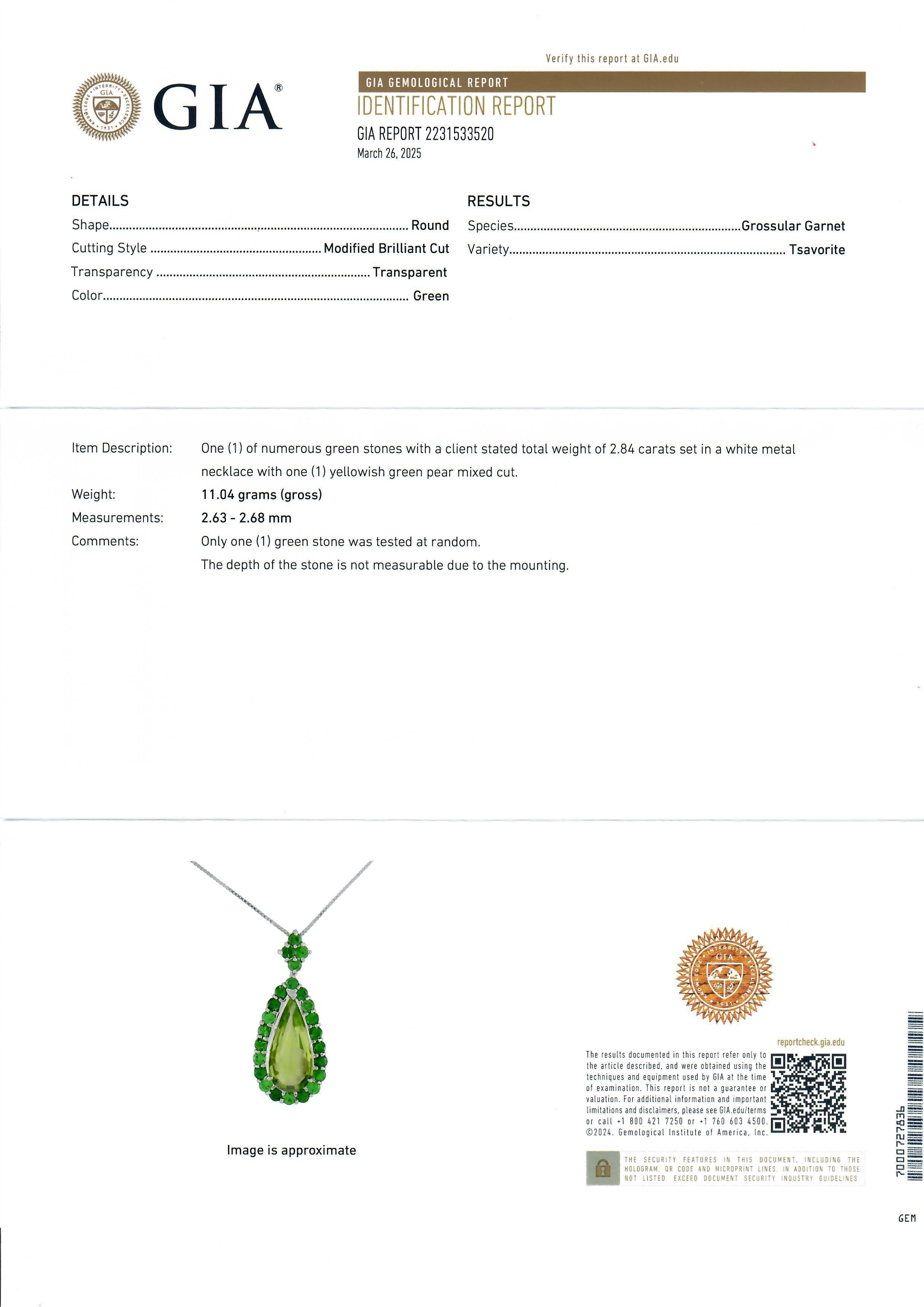 Collana con ciondolo a goccia in oro 18k GIA 8,3ctw GREEN Peridot Tsavorite Halo Large In condizioni ottime in vendita a Montclair, NJ