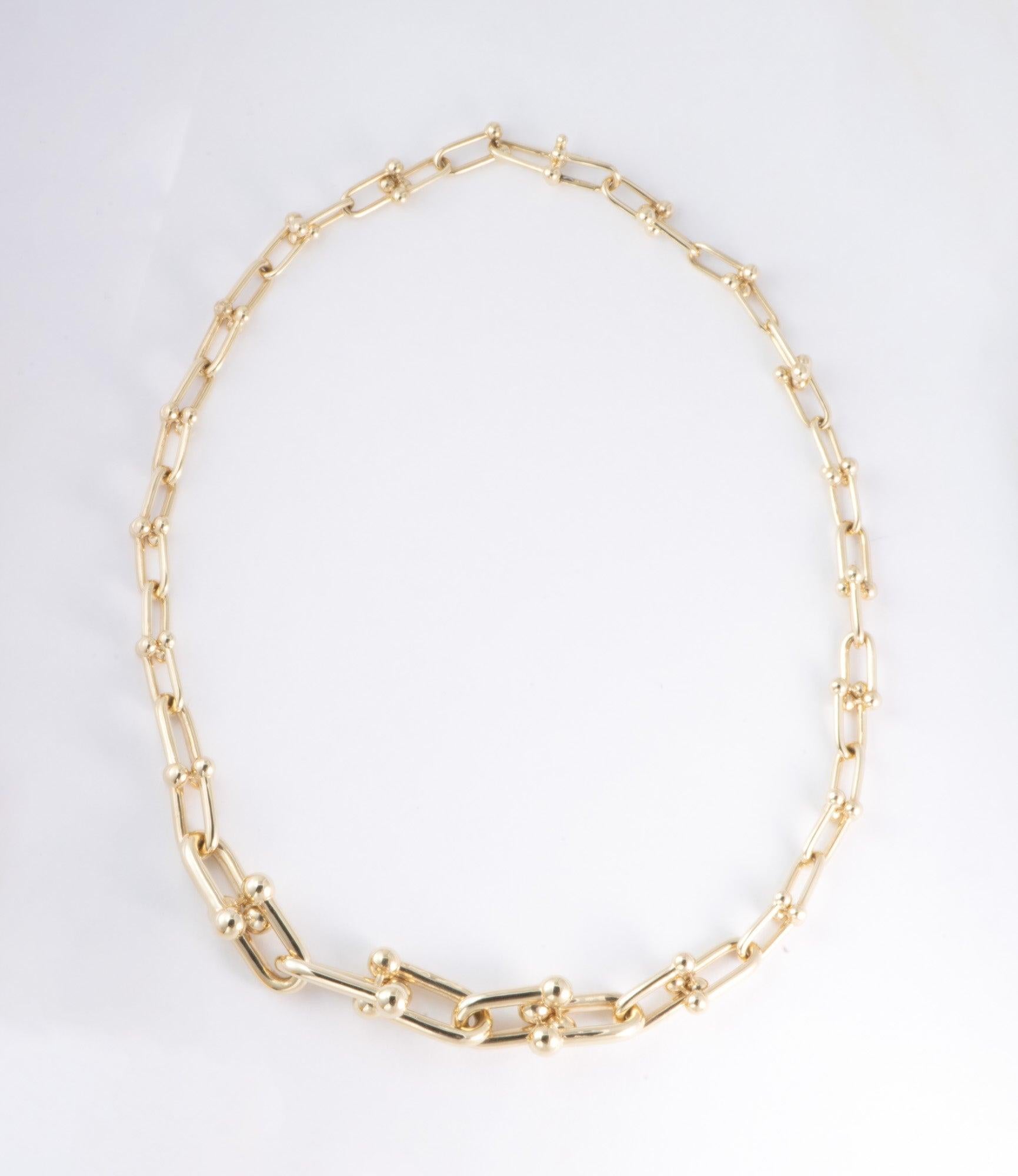 Femenino o masculino Collar de cadena de eslabones de oro de 18 quilates de tamaño graduado 26,71 g R4694 en venta