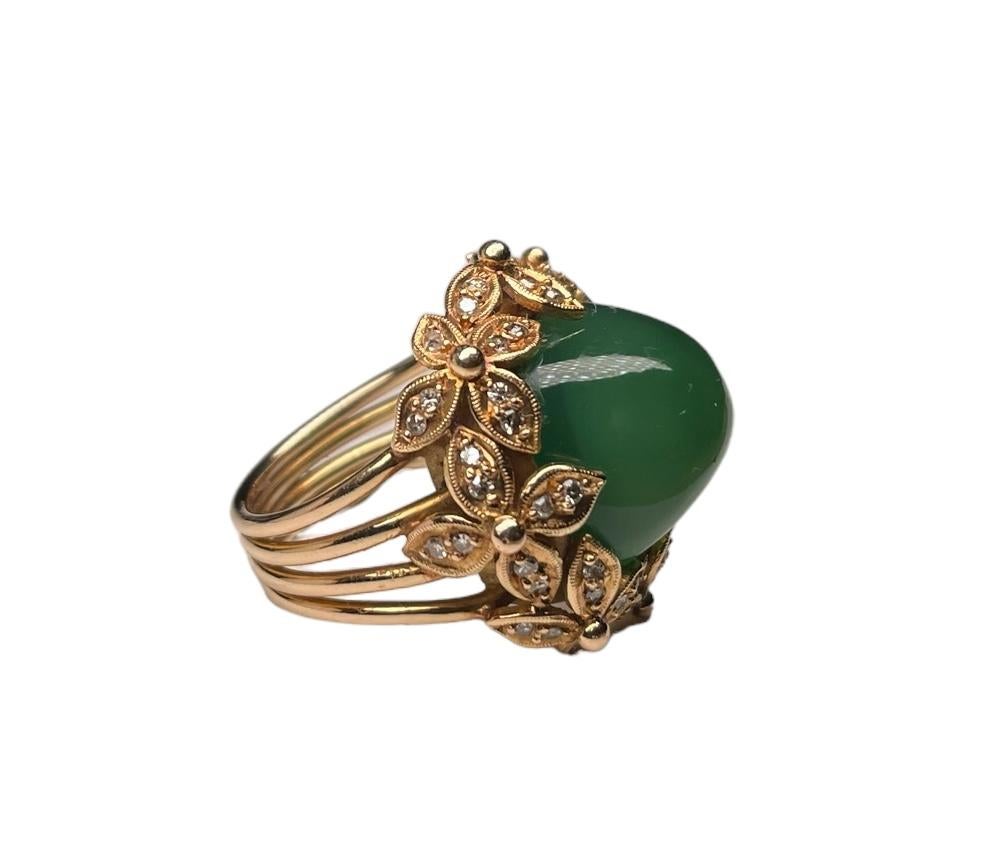 18K Gold Green Crystal And Diamond Dome Ring For Sale 6