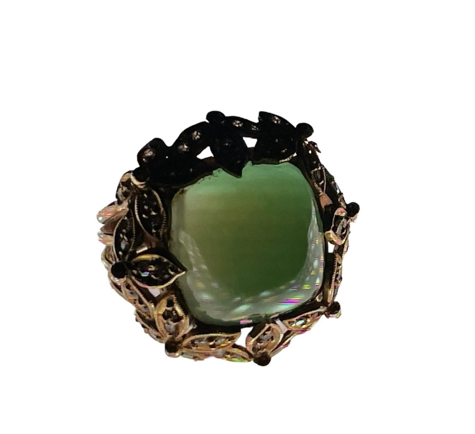 18K Gold Green Crystal And Diamond Dome Ring For Sale 10