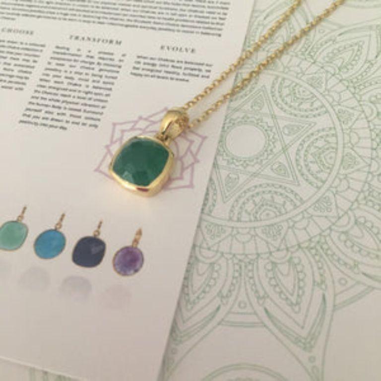 18K Gold Green Onyx Heart Chakra Pendant Necklace by Elizabeth Raine For Sale 2