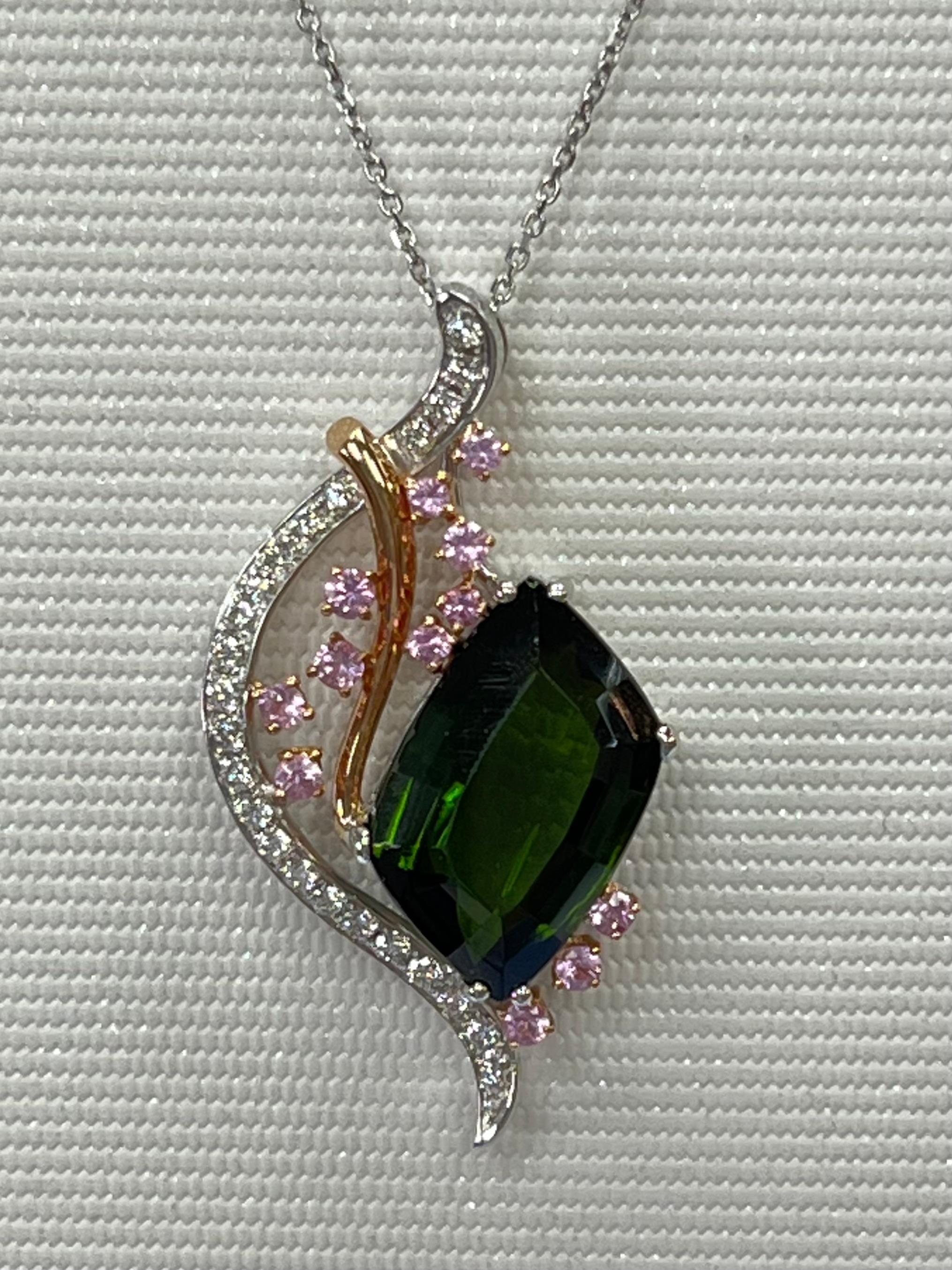 18K Gold, Green Tourmaline 5.45 Carat, Pink Sapphire & Diamond Pendant For Sale 2