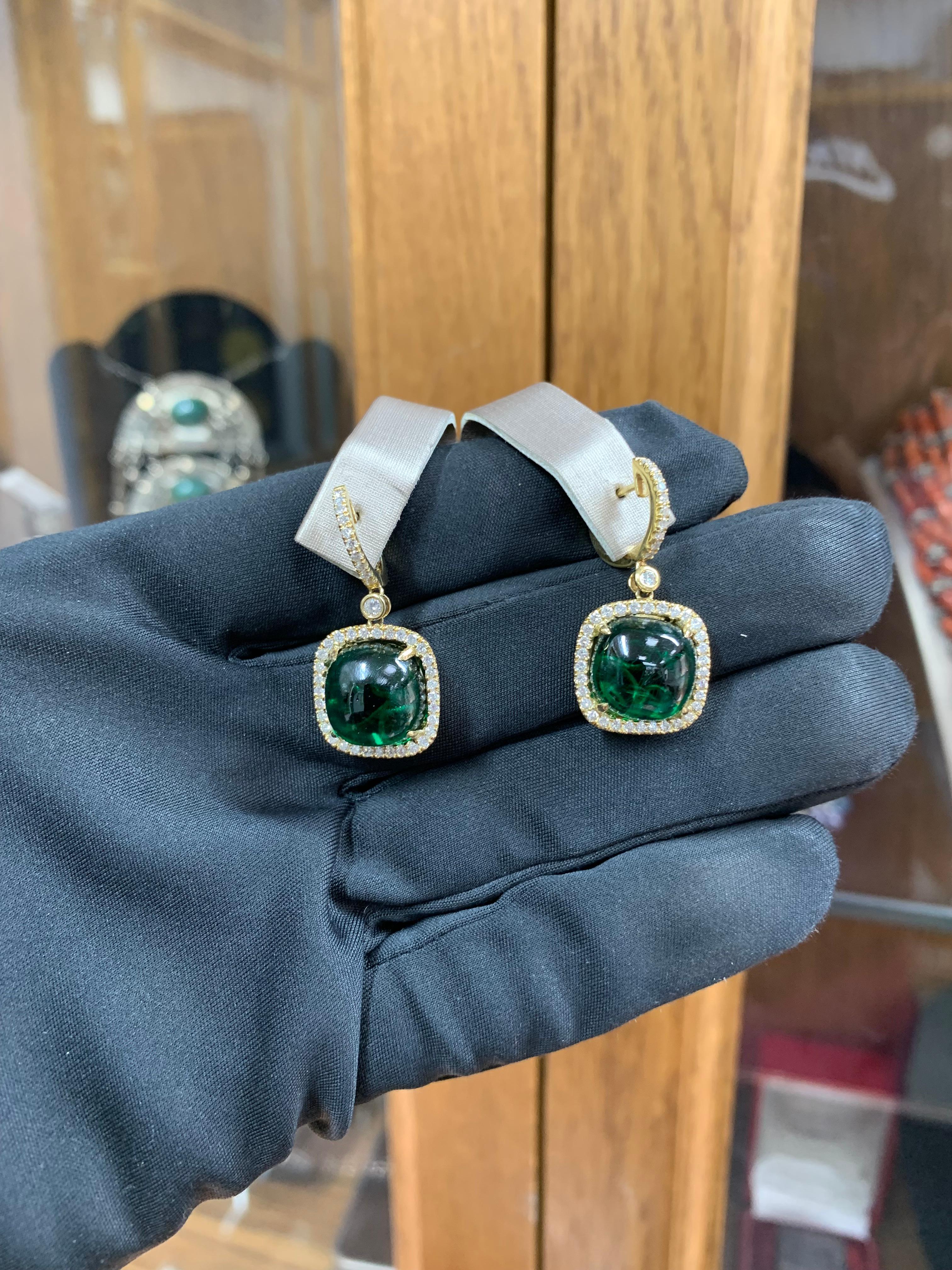 Boucles d'oreilles en or 18k avec tourmaline verte et diamant en vente 8