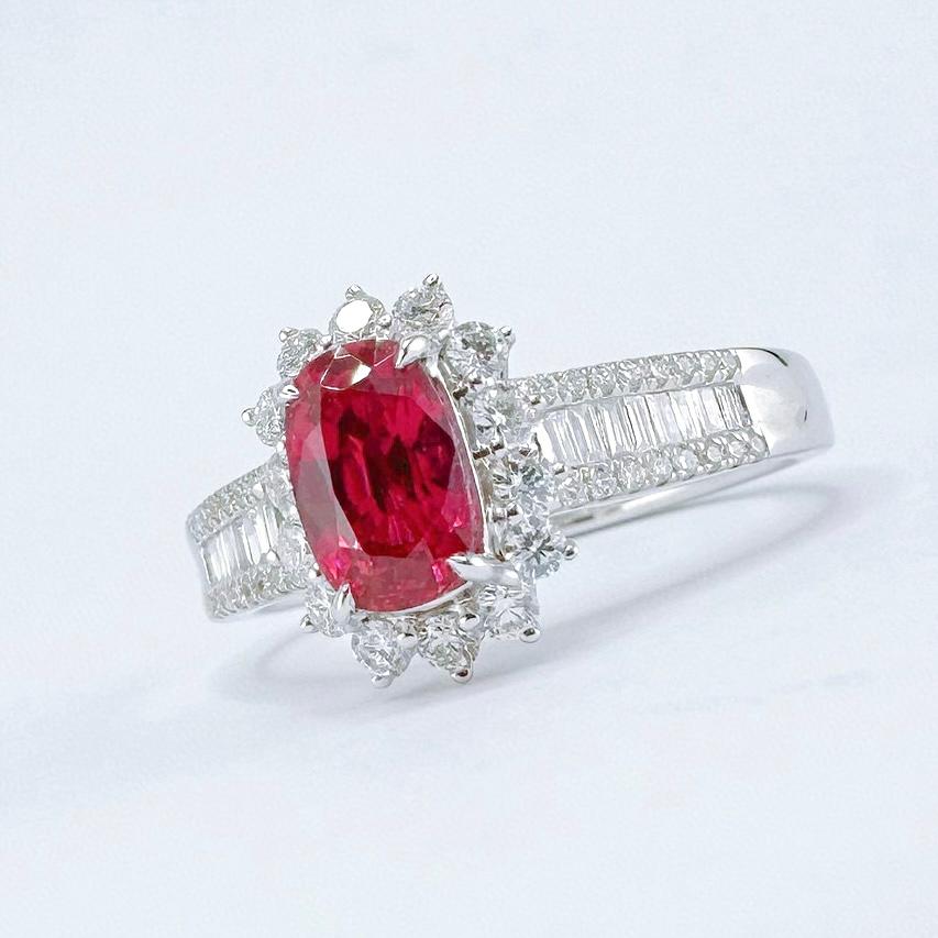 Guild Certified No-Heat Pigeon Blood Red Ruby 18K Gold Ring with Diamonds

1 No-Heat Pigeon Blood Red Ruby
1.15 CT Guild Certification

Diamonds - 0.482 CT
18K Gold - 4.26 GM
