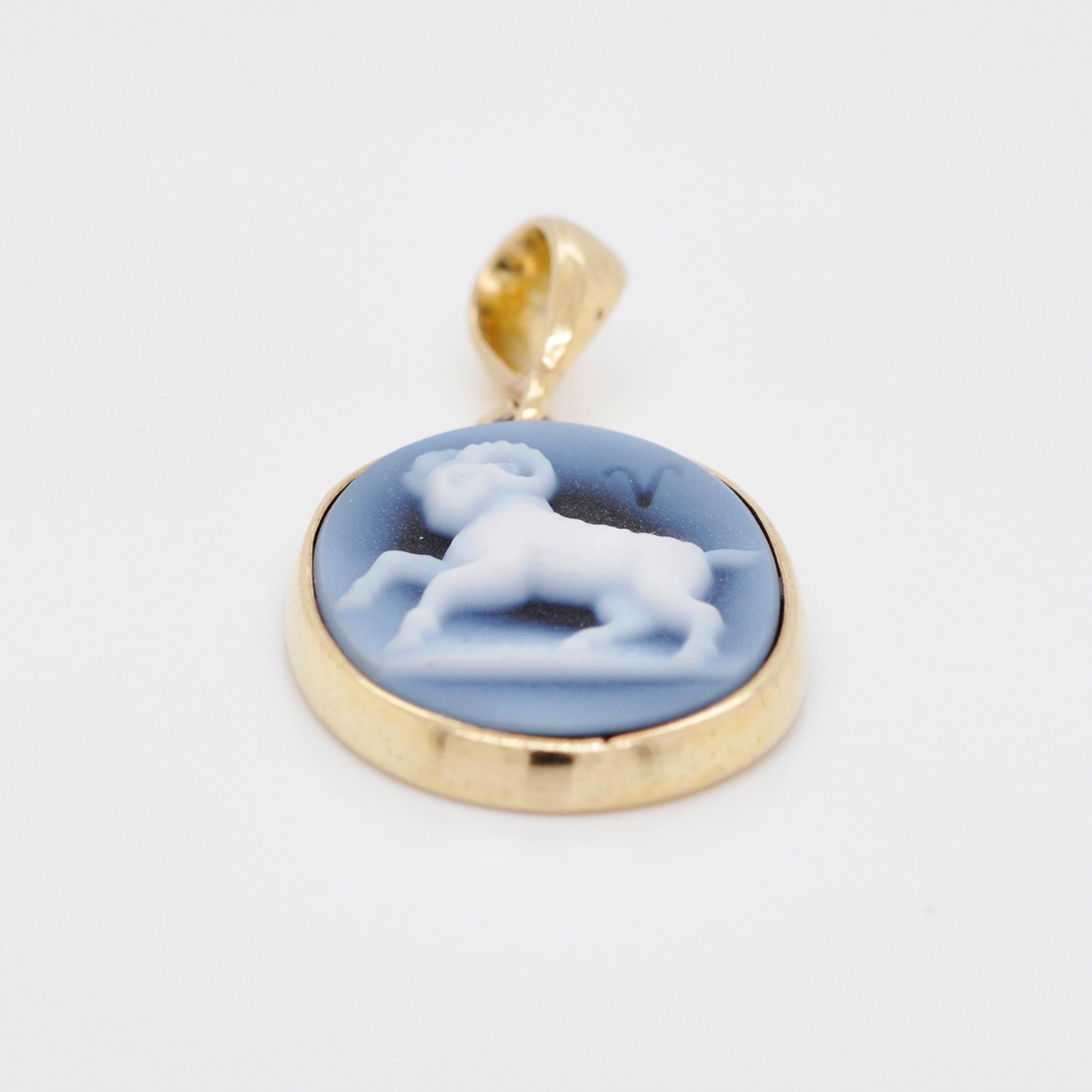 Contemporary 18K Gold Hand-Carved Aries Zodiac Agate Cameo Pendant Necklace For Sale