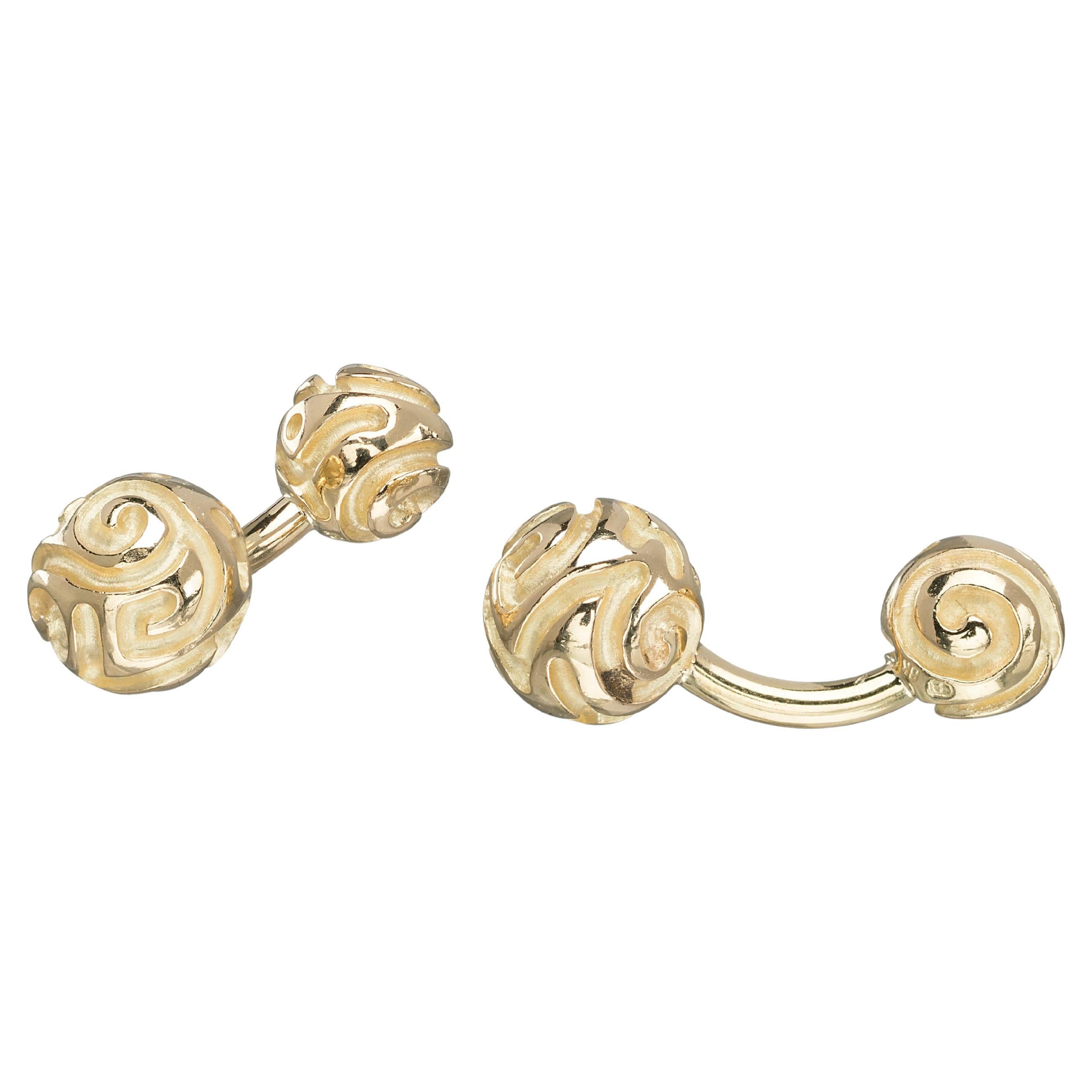 18k Gold Hand Carved Ball Cufflinks For Sale