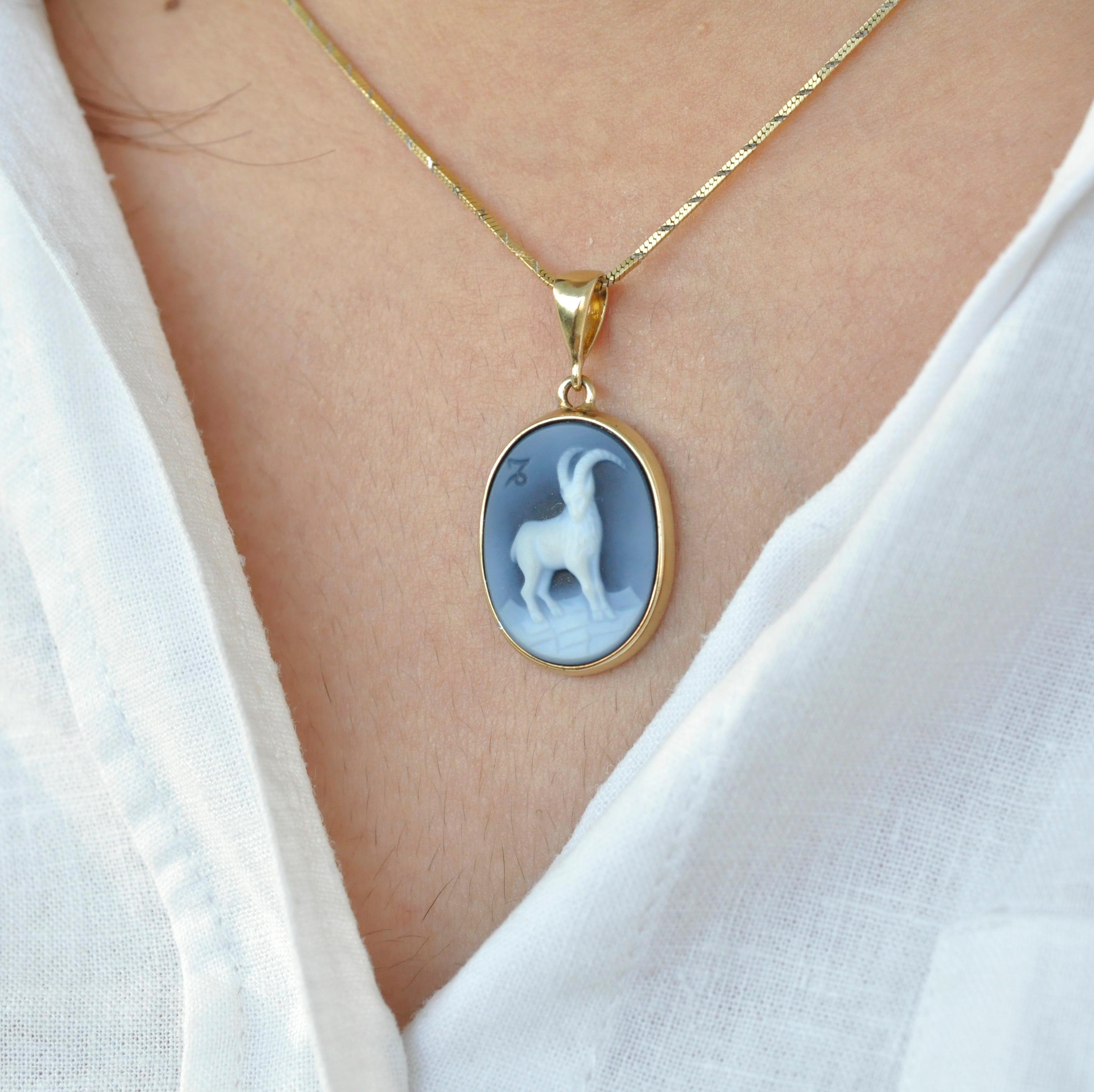 Introducing our exquisite Capricorn Zodiac Carving Cameo Pendant Necklace from the Zodiac Collection. This necklace features a stunning cameo meticulously crafted in Germany by a skilled cameo engraver. The cameo is beautifully carved on a relief of