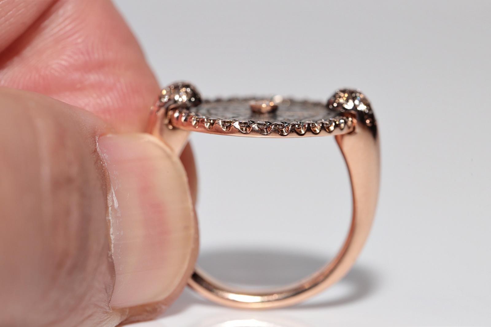 Oro de 18 quilates Hecho a Mano Parte Principal Plata Diamante Natural  Anillo estilo redondo en venta 8
