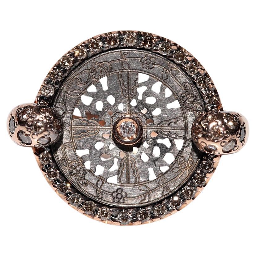 18k Gold Handcrafted Main Part Silver Natural Diamond  Round Style Ring For Sale