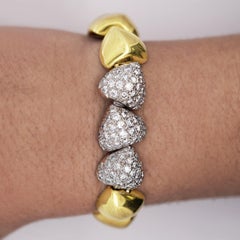18k Gold Heart Charm Link 3.5 Carat Pave Diamond Bracelet