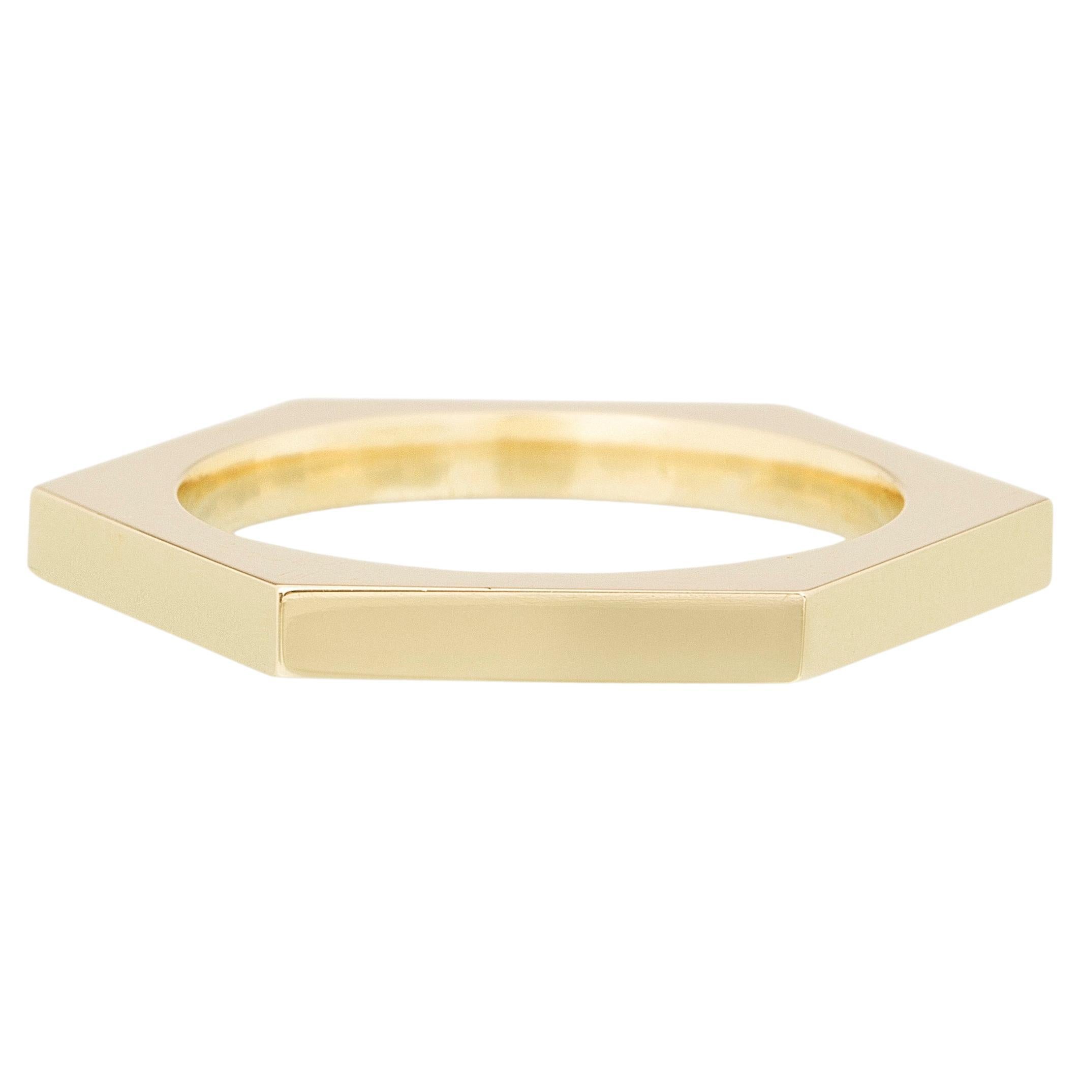Geometrischer Ring aus 18 Karat Gelbgold
