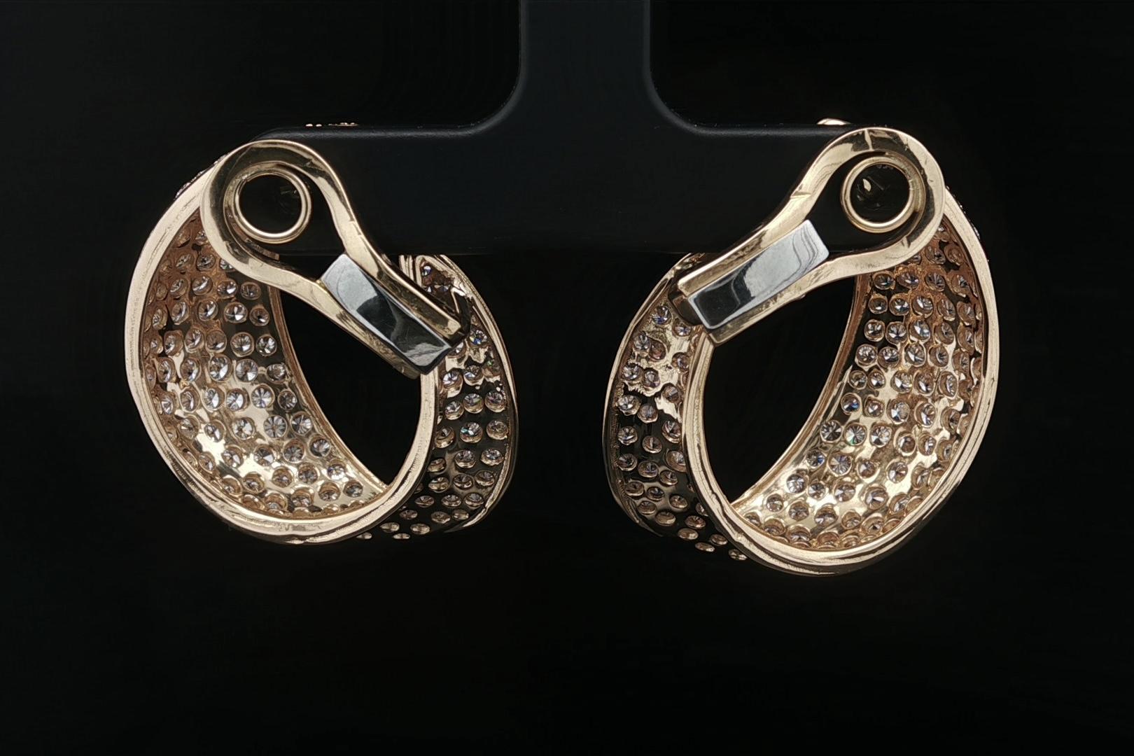 Boucles d'oreilles en or 18k avec diamant brillant et pavé 6ctw Pour femmes en vente