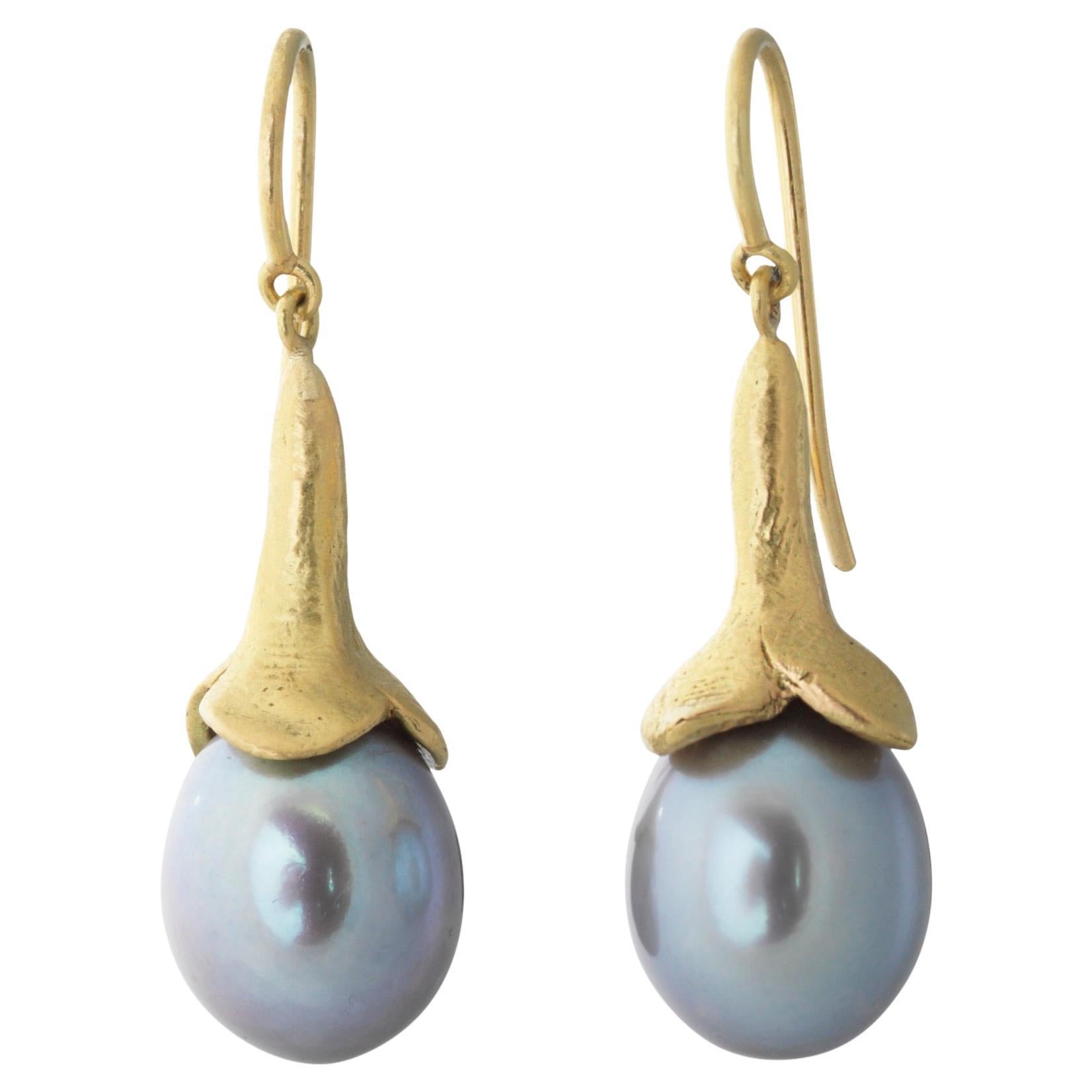18k Gold Hook Earrings with Grey Freshwater Pearls