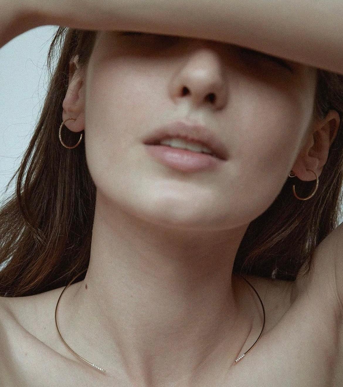 Reif-Ohrring aus 18 Karat Gold mit Diamanten für Damen oder Herren im Angebot