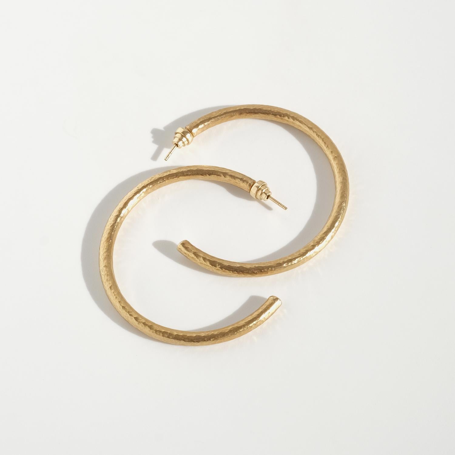 Orecchini a cerchio in oro 18K di Annoushka Ducas In condizioni buone in vendita a Stockholm, SE