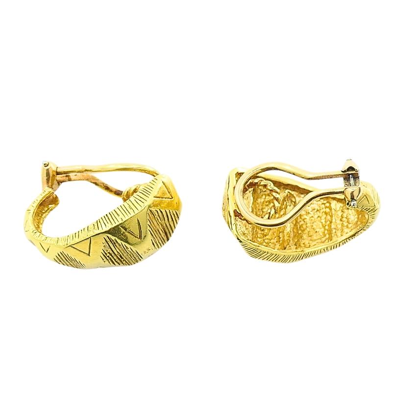 Boucles d'oreilles en or 18k Géométrique en vente 3