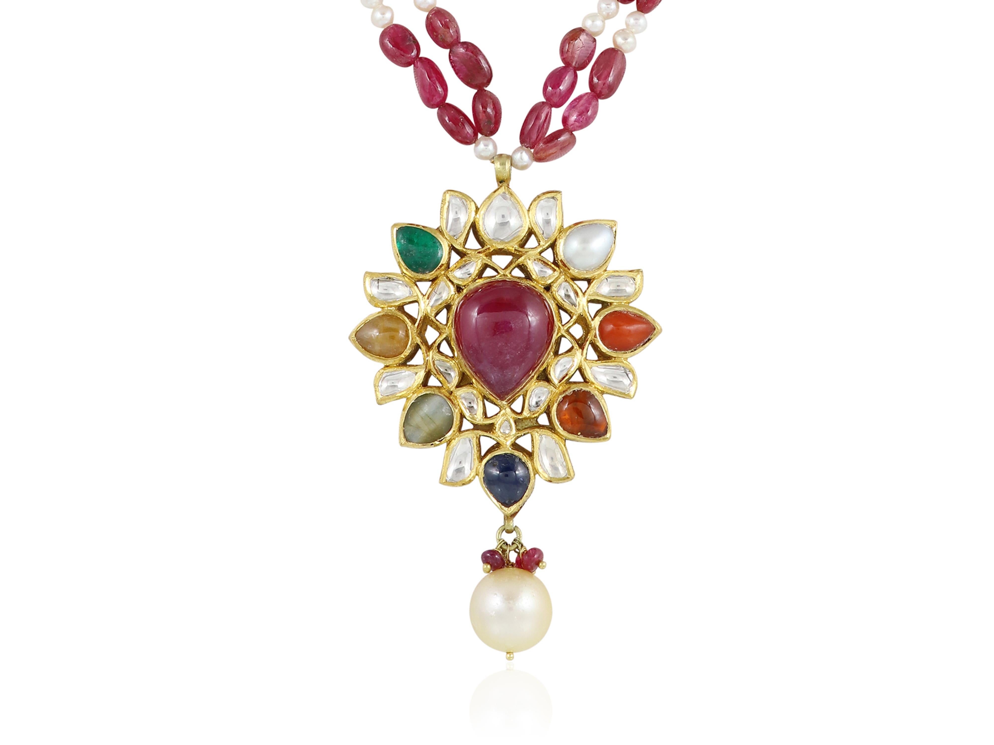 Pendente indiano Jadau navratna polki in oro 18K  Ciondolo Kundan Meena polki In condizioni Nuovo in vendita a Bangkok,, TH