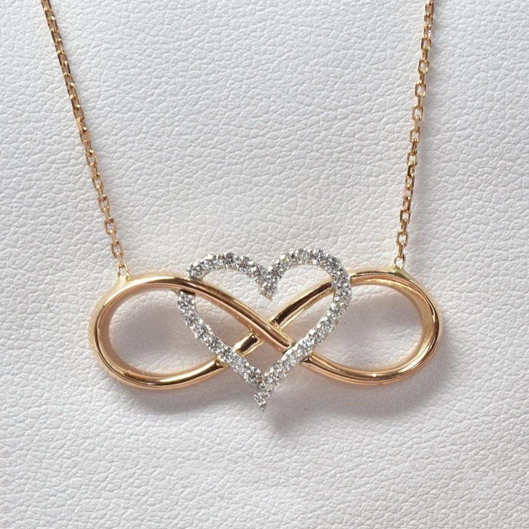 Round Cut 18k Gold Infinity Heart Necklace Diamond Heart Necklace Valentine Jewelry For Sale