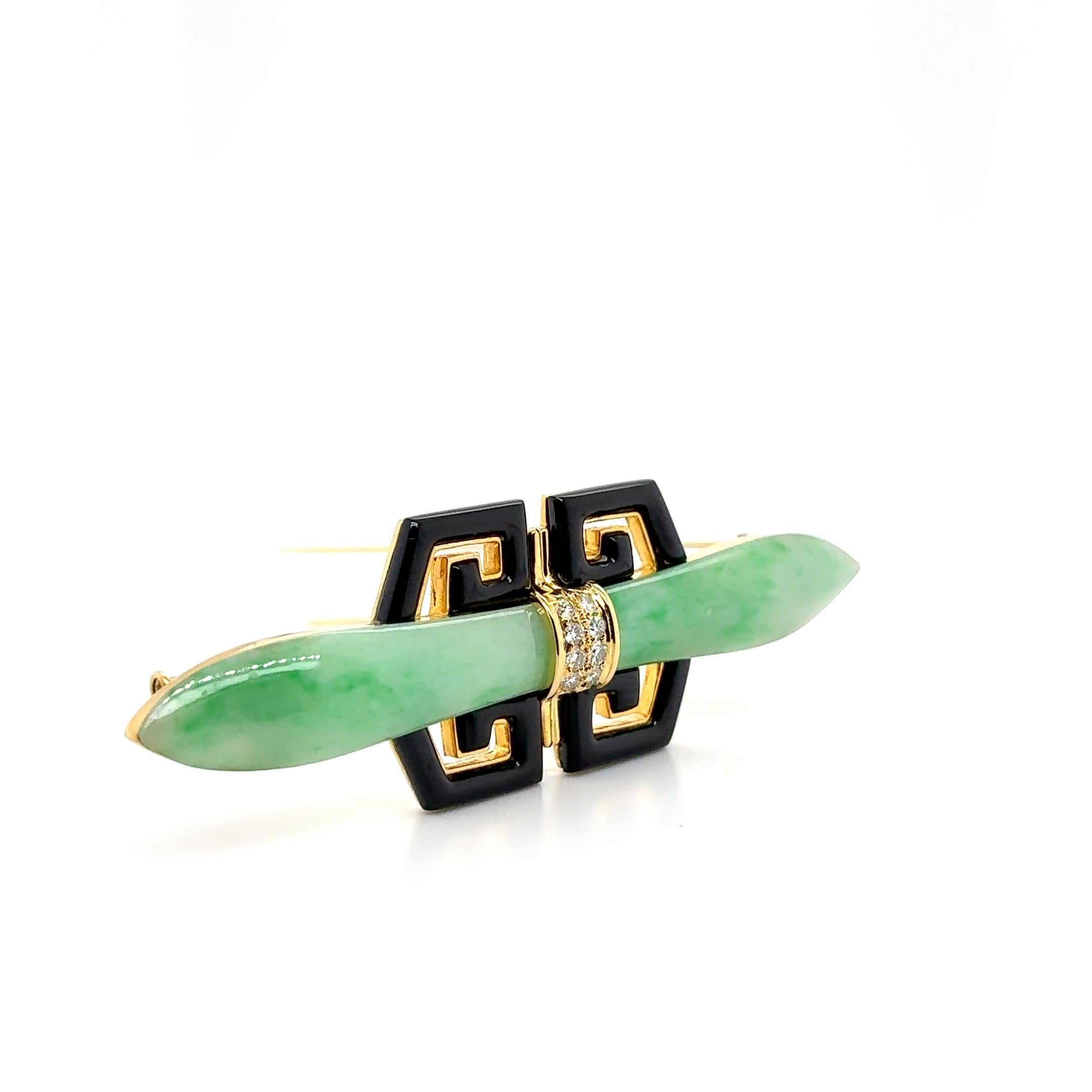 Spilla in oro 18k con giada e diamanti in vendita 7