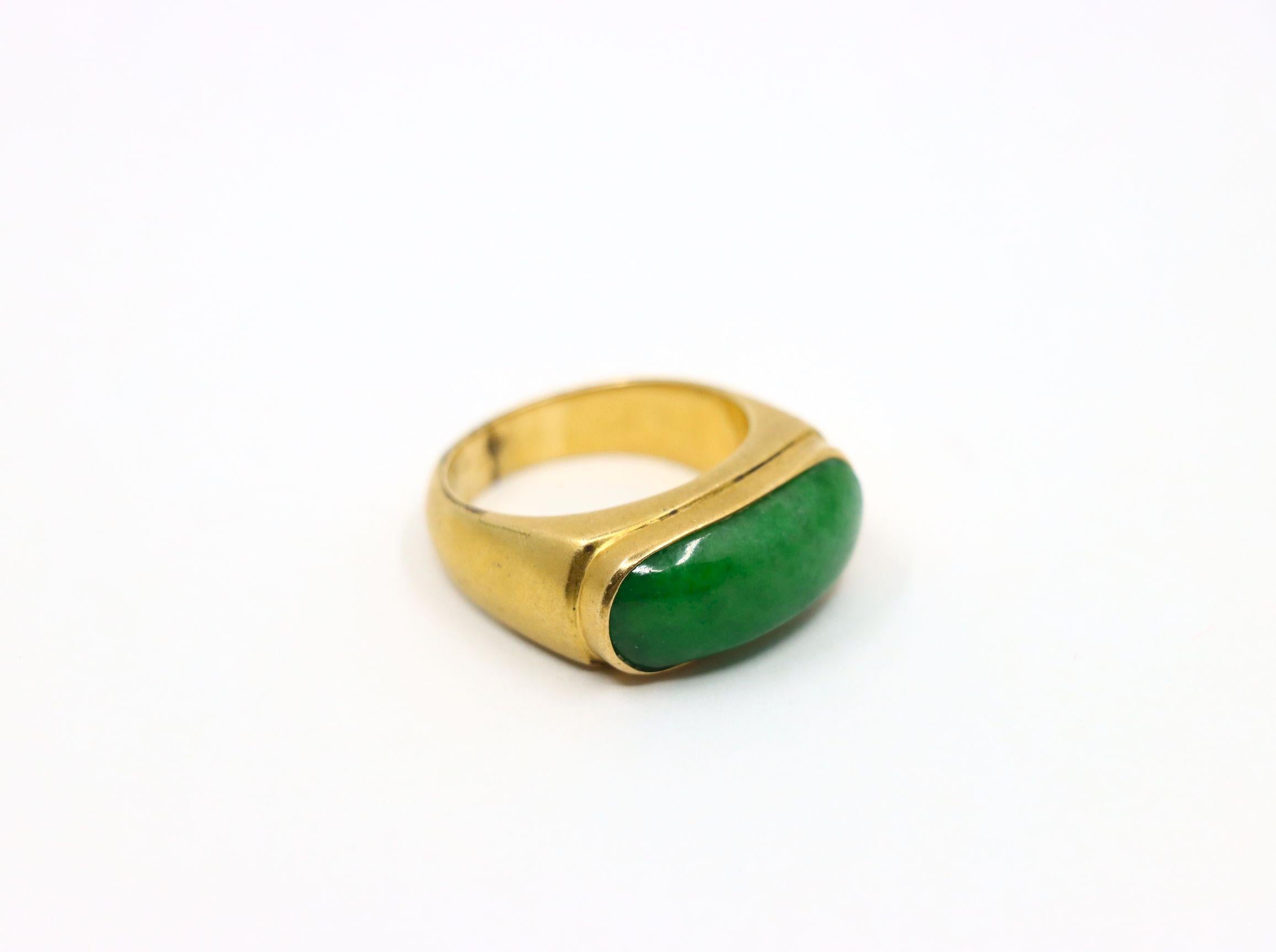 Anello di giadeite in oro 18K in vendita 5