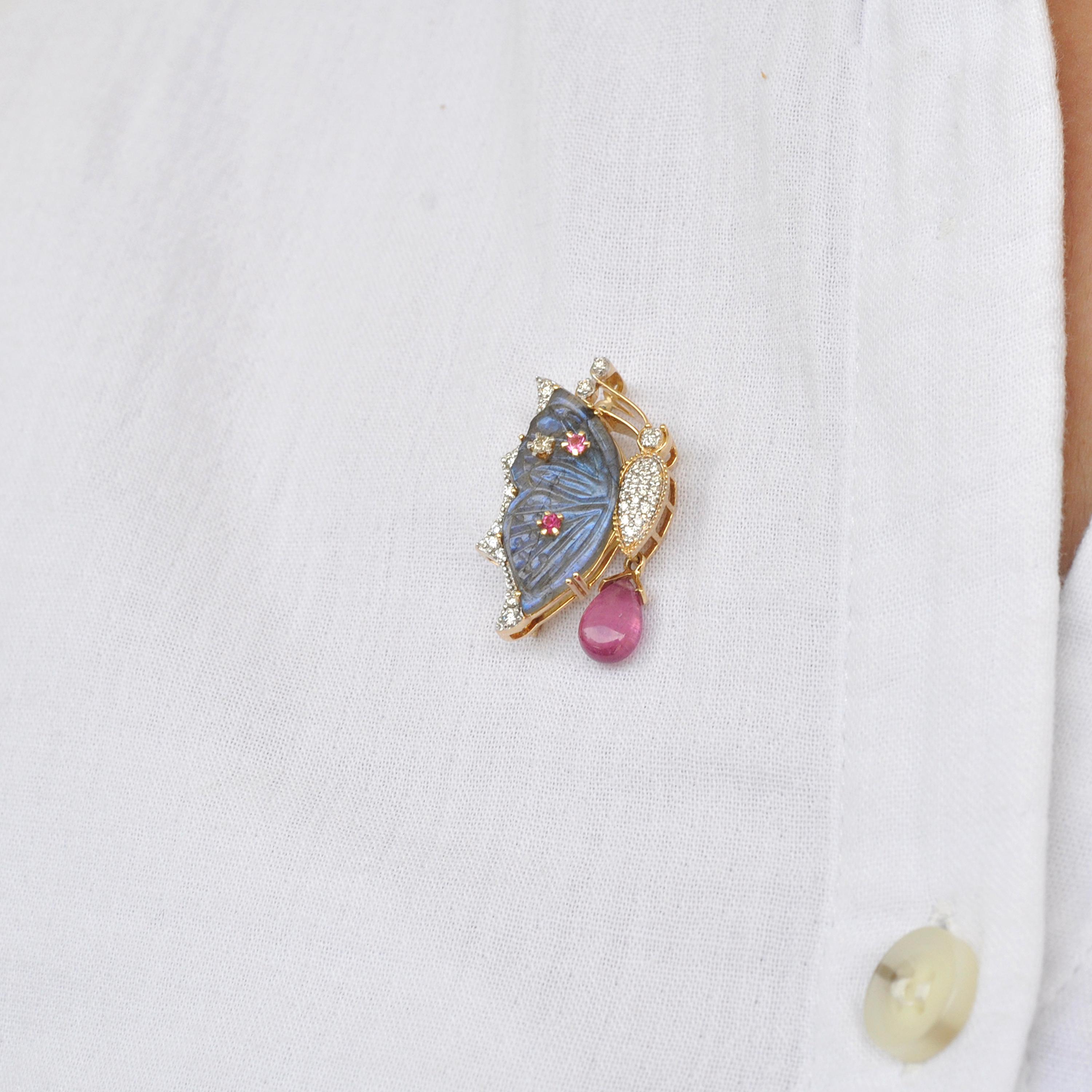 Broche pendentif papillon en or 18 carats avec labradorite sculptée et tourmaline rose et diamants en vente 5