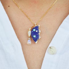 Broche Colgante Oro 18K Lapislázuli Tallado Mariposa Turquesa Piedra de Luna