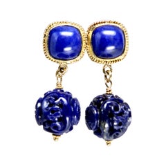 Boucles d'oreilles en goutte en or 18 carats avec motif de dragon en lapis-lazuli