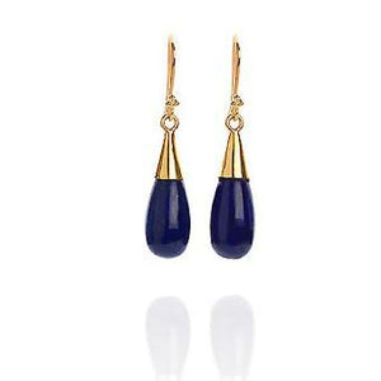 Elizabeth Raine's  18K Gold Lapis Lazuli Third Eye Chakra Droplet Pendant Necklace & Earrings Gift Set, is beautiful easy to wear everyday necklace and earring set, from her Chakra Gemstone Collection. 

Lapis Lazuli is the healing stone for the