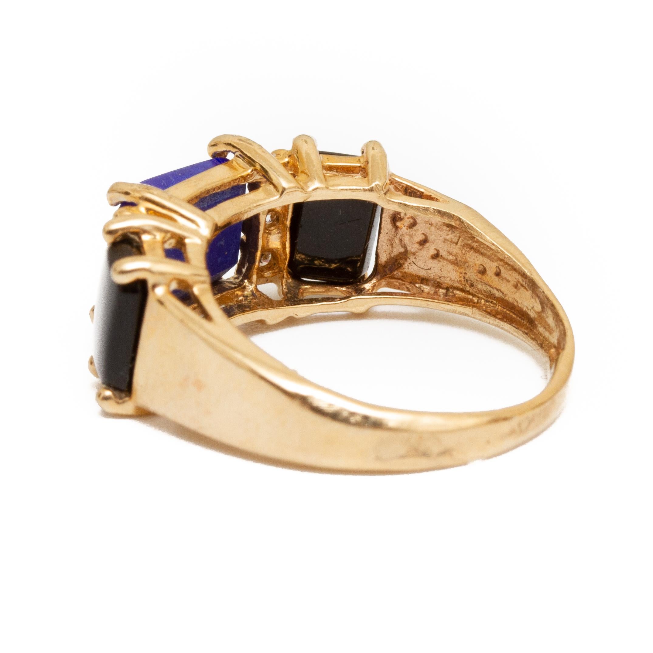 18k Gold, Lapis, Onyx and Diamond Ring In Good Condition In Kingston, NY