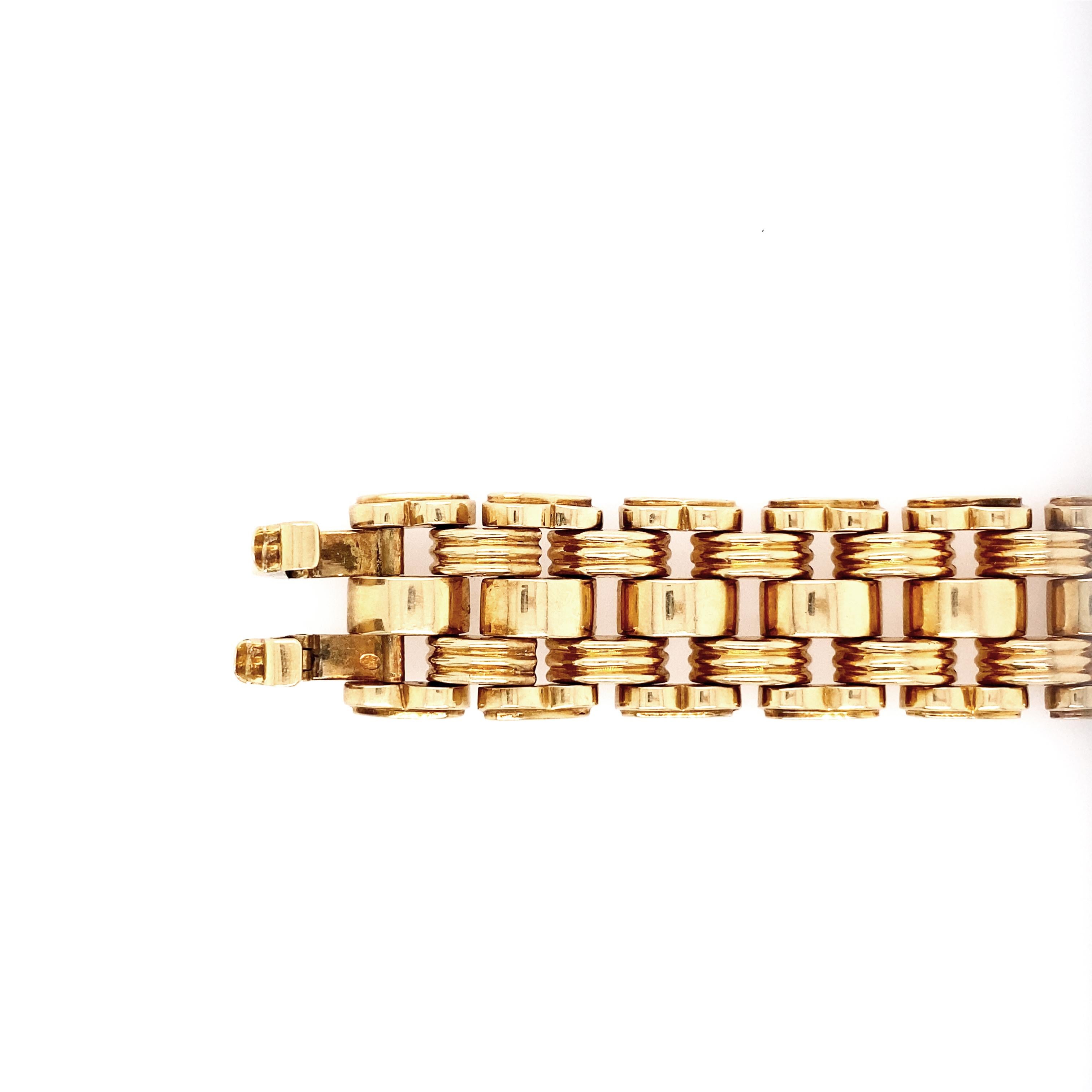 18k Gold Link Bracelet In Excellent Condition For Sale In New York, NY