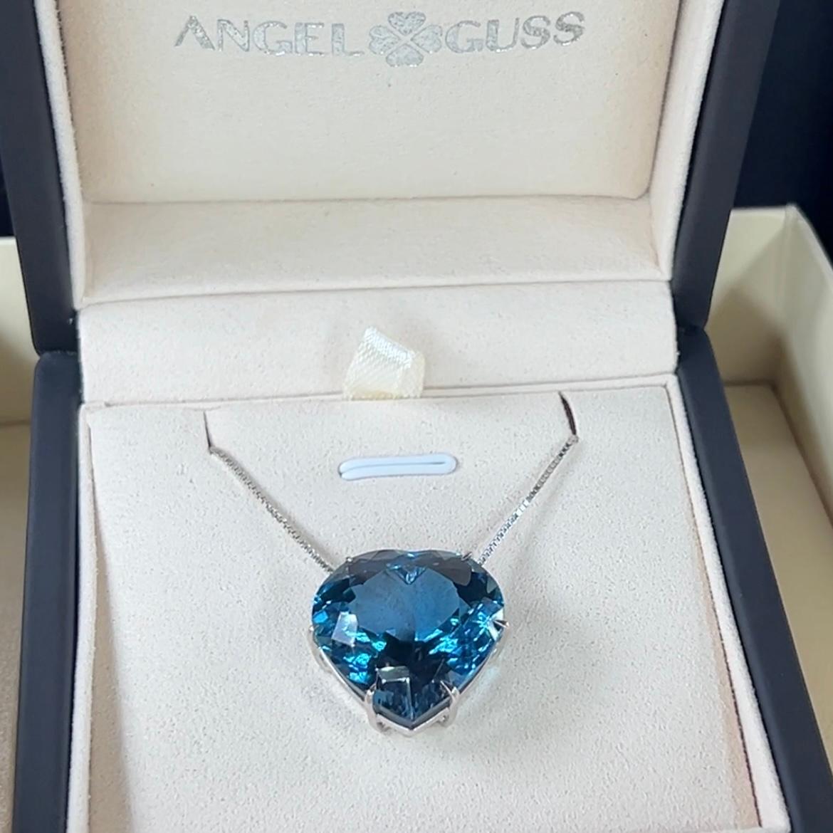 18K Gold London Topaz Necklace (Substantial Gold Weight) For Sale 4