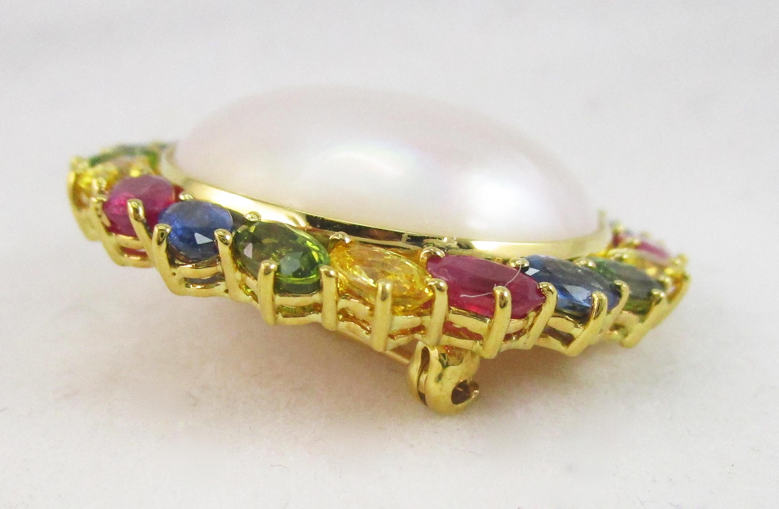 Contemporary 18 Karat Gold Mabe Pearl Rainbow Orient Multi-Color Sapphire Brooch Pin