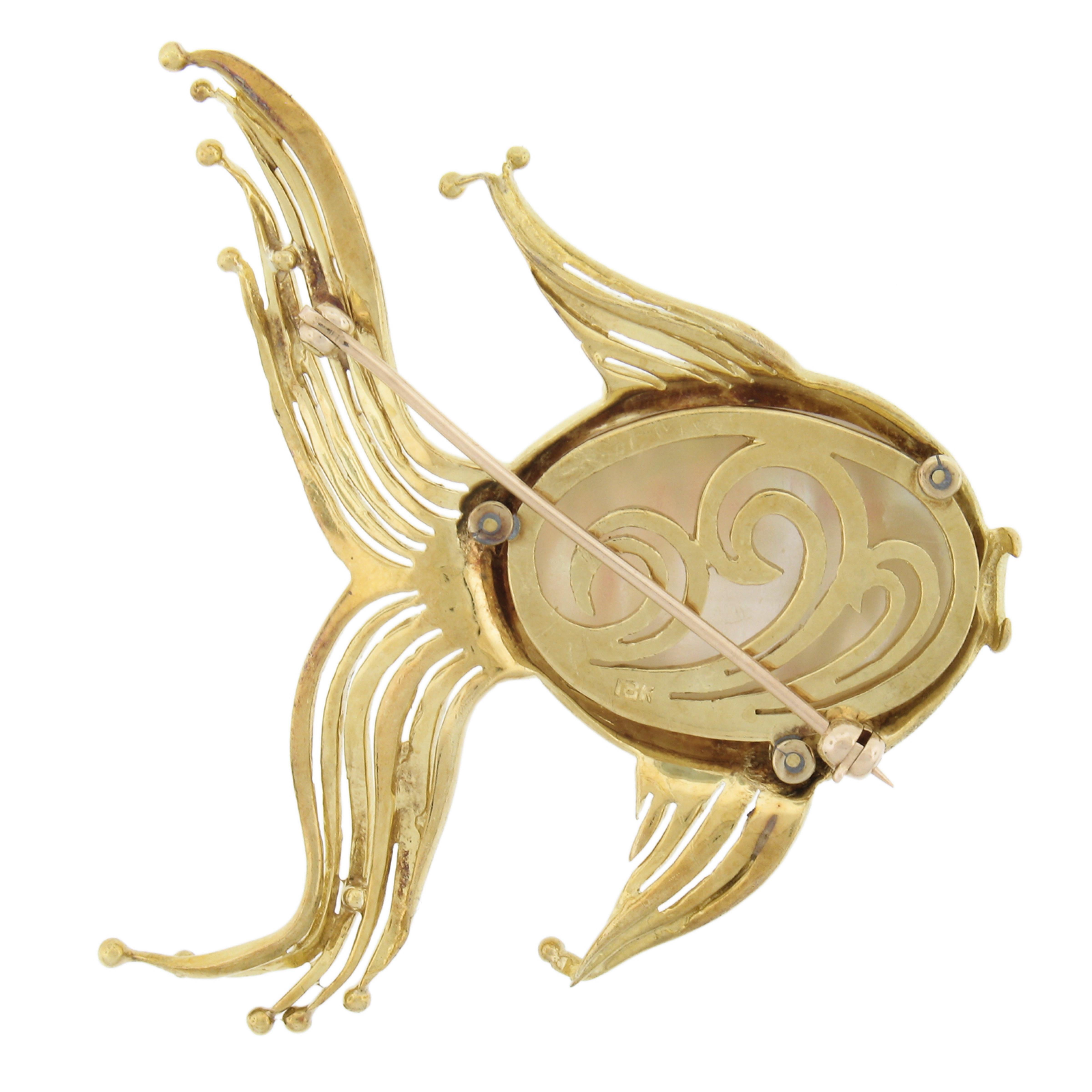 Oval Cut 18k Gold Mabe Pearl & Turquoise Free Form Textured Detailed Fish Pin Brooch For Sale