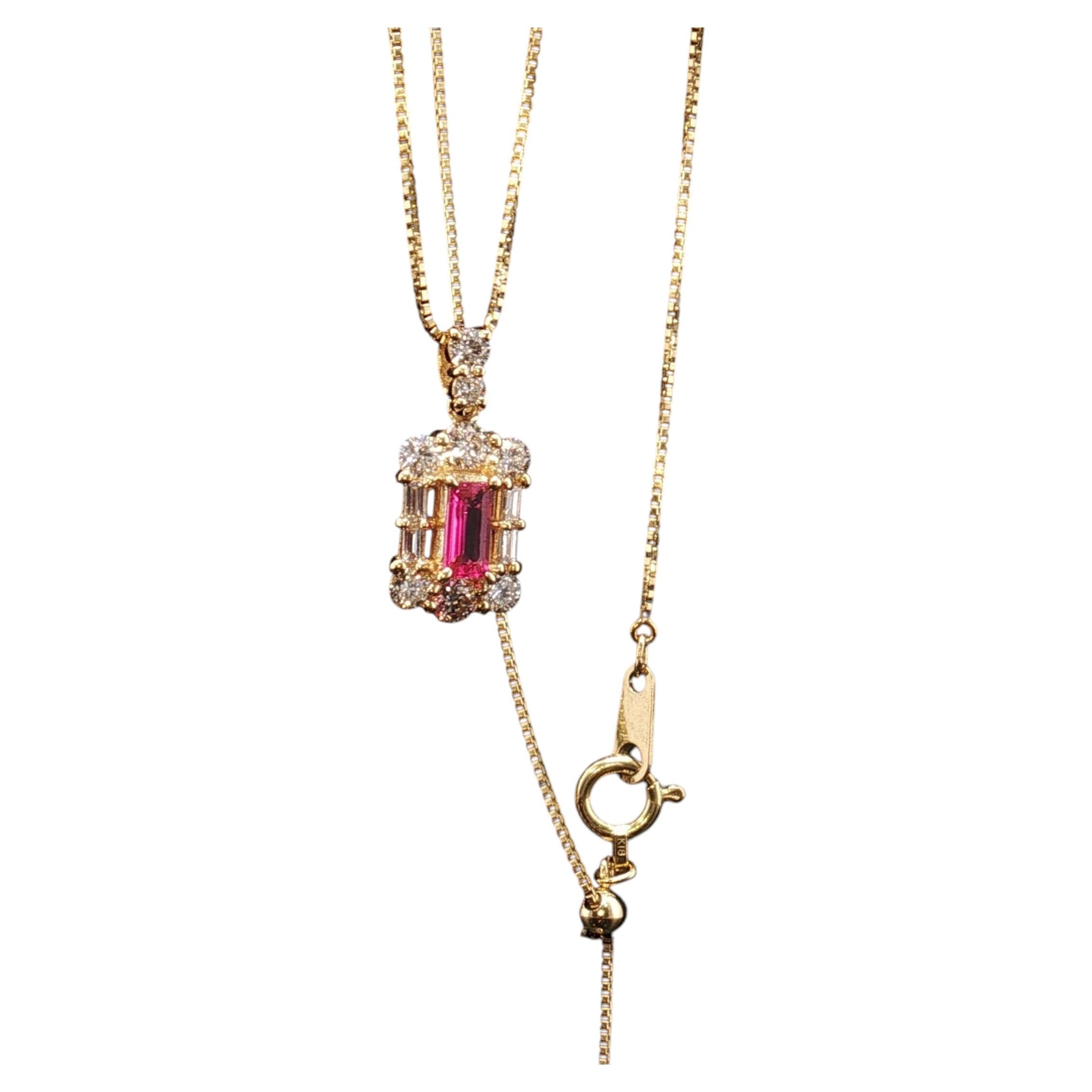 Collier avec pendentif en or 18 carats, saphir rose de Madagascar et diamants, longueur réglable à 18", pièce de collection
