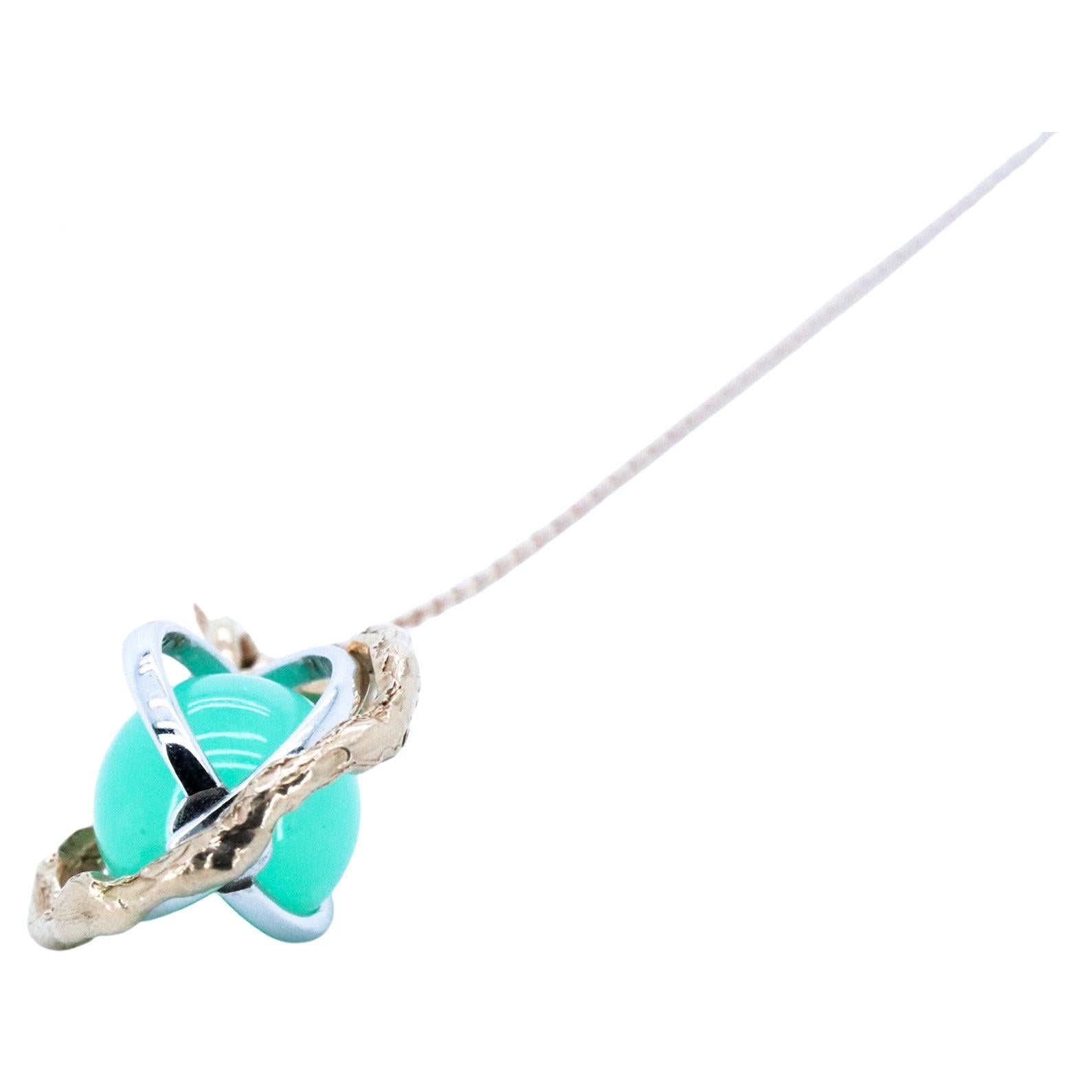 18k Gold Made in Italy Achat Changeable Gem Revolving Loops Essence Halskette.
Erleben Sie das Wohlbefinden von Klang und Edelsteinen mit dem Sonoro-Halsbandanhänger.
Erschließen Sie Ihr göttliches Potenzial mit dem Sonoro-Anhänger. 
Edelsteine und