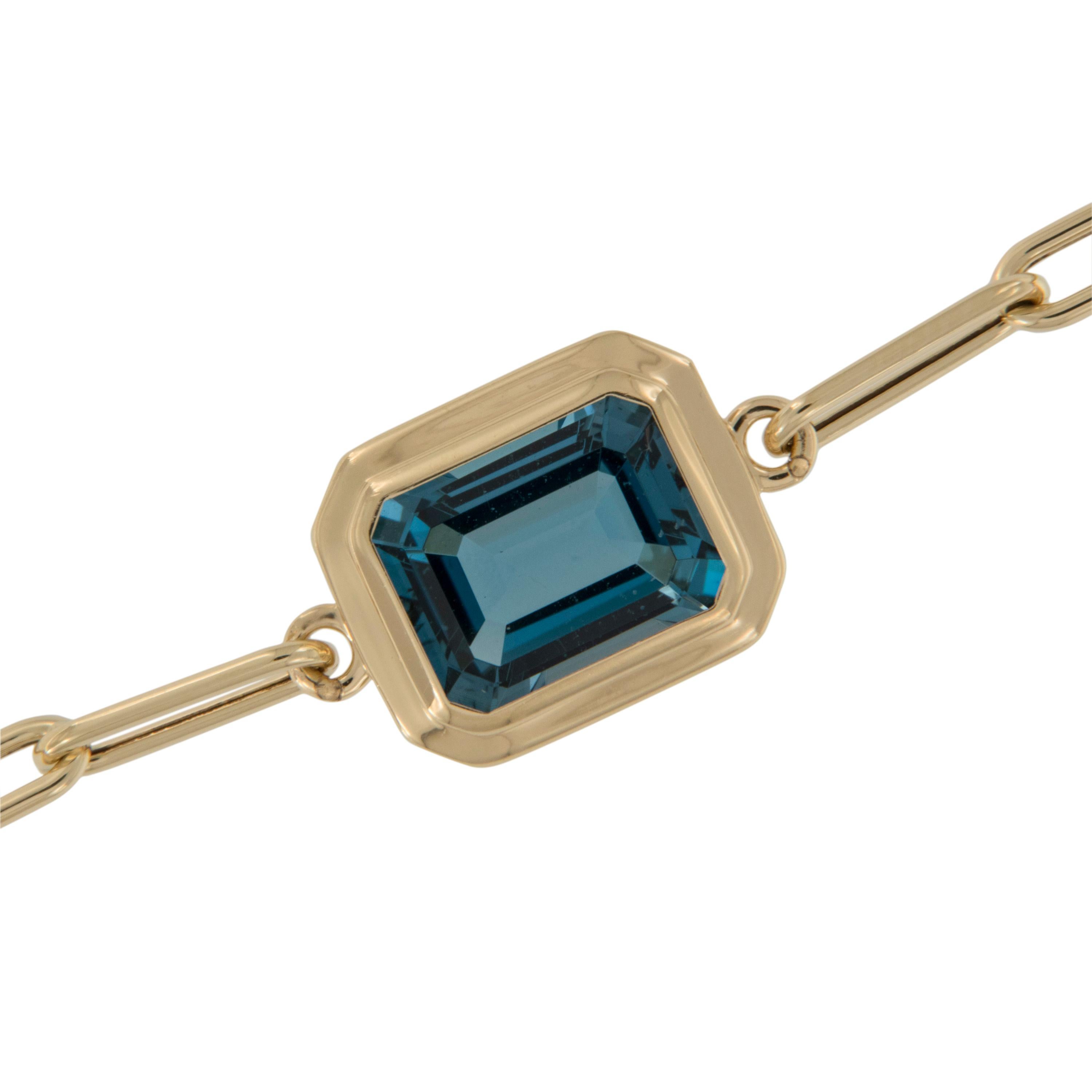 Contemporary 18K Gold 