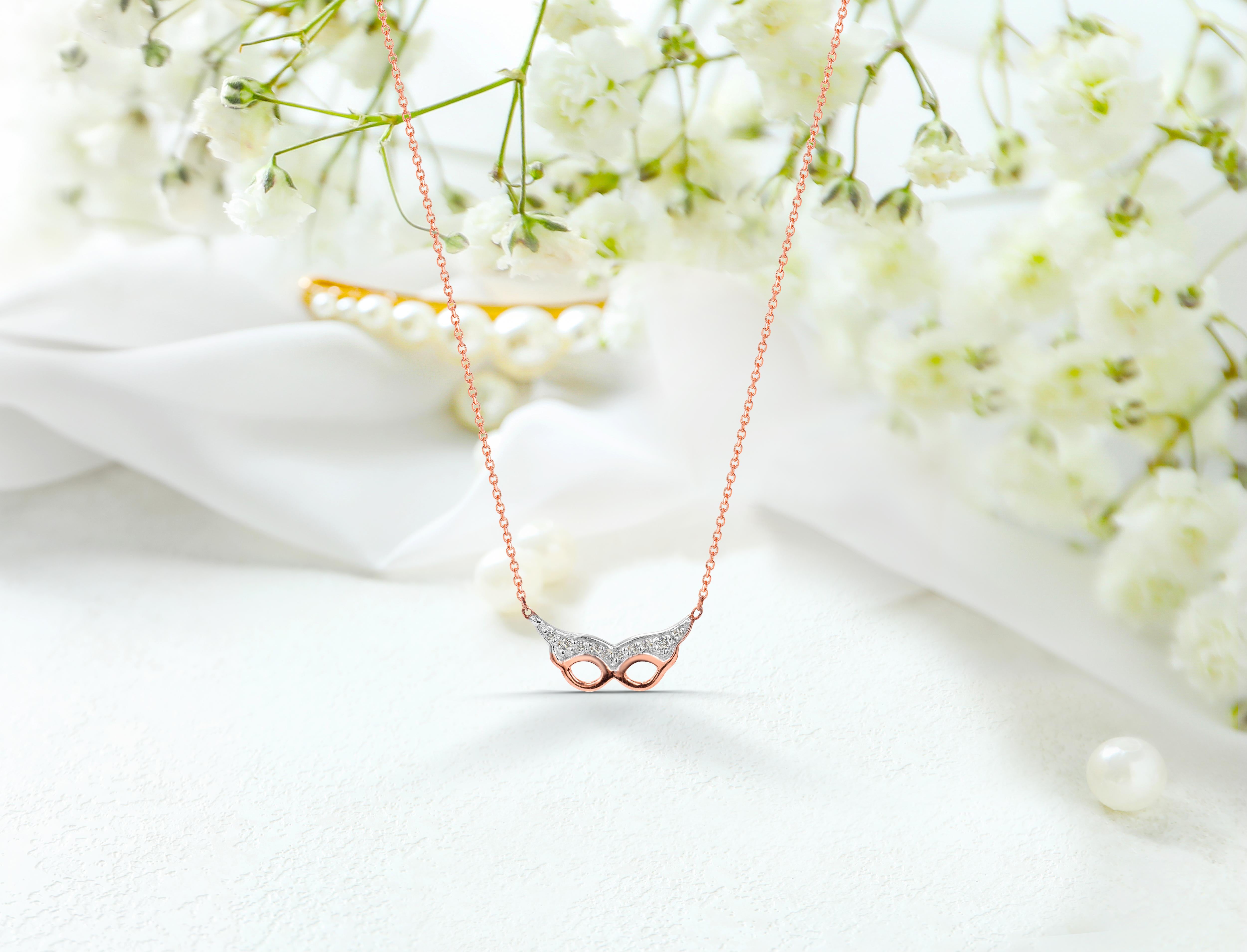 Collana di diamanti con maschera in oro 18k Collana semplice e stratificata in vendita 4