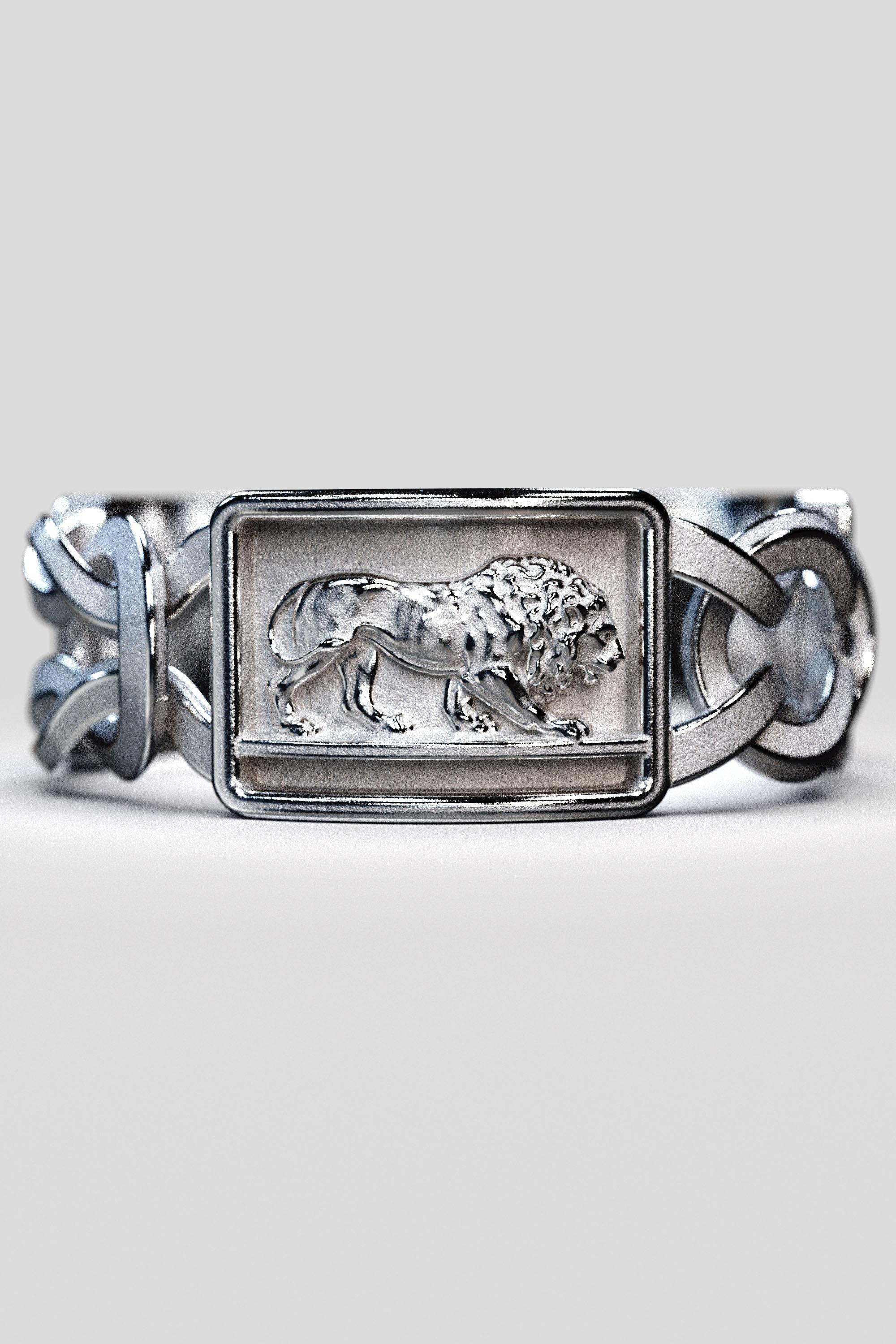 For Sale:  18k Gold Men's Ring - Handcrafted in Italy by Oltremare Gioielli, Made to Order 8