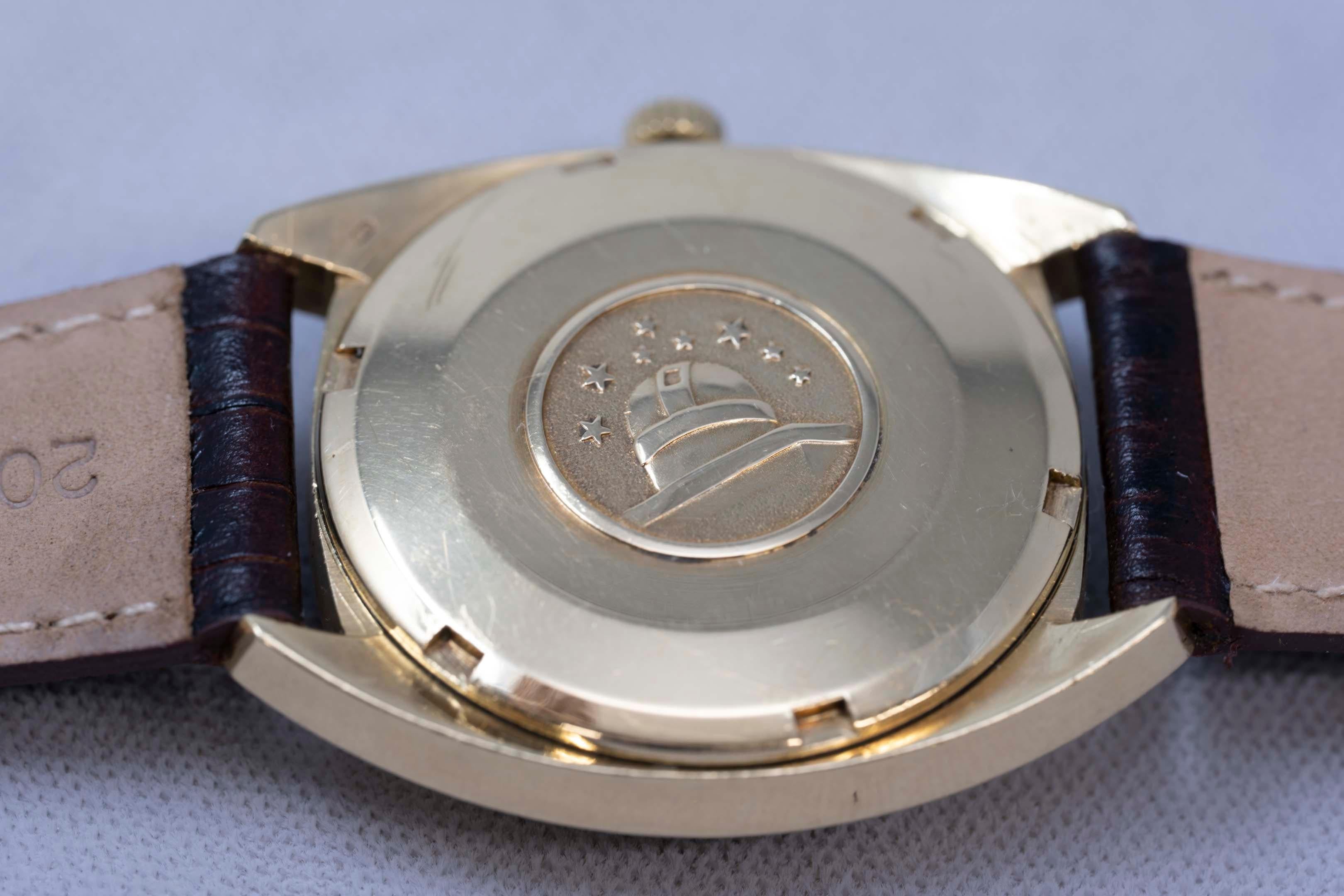 18 Karat Gold Herrenuhr Omega Constellation Chronometer im Zustand „Gut“ im Angebot in Montreal, QC