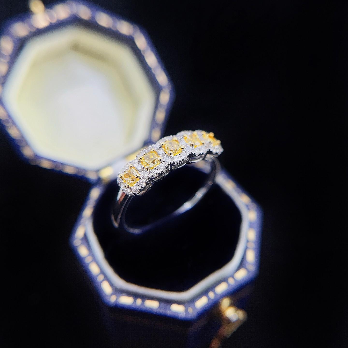 Cushion Cut 18k Gold Modern Ring Rare White and Yellow Diamonds in a Cushion For Sale