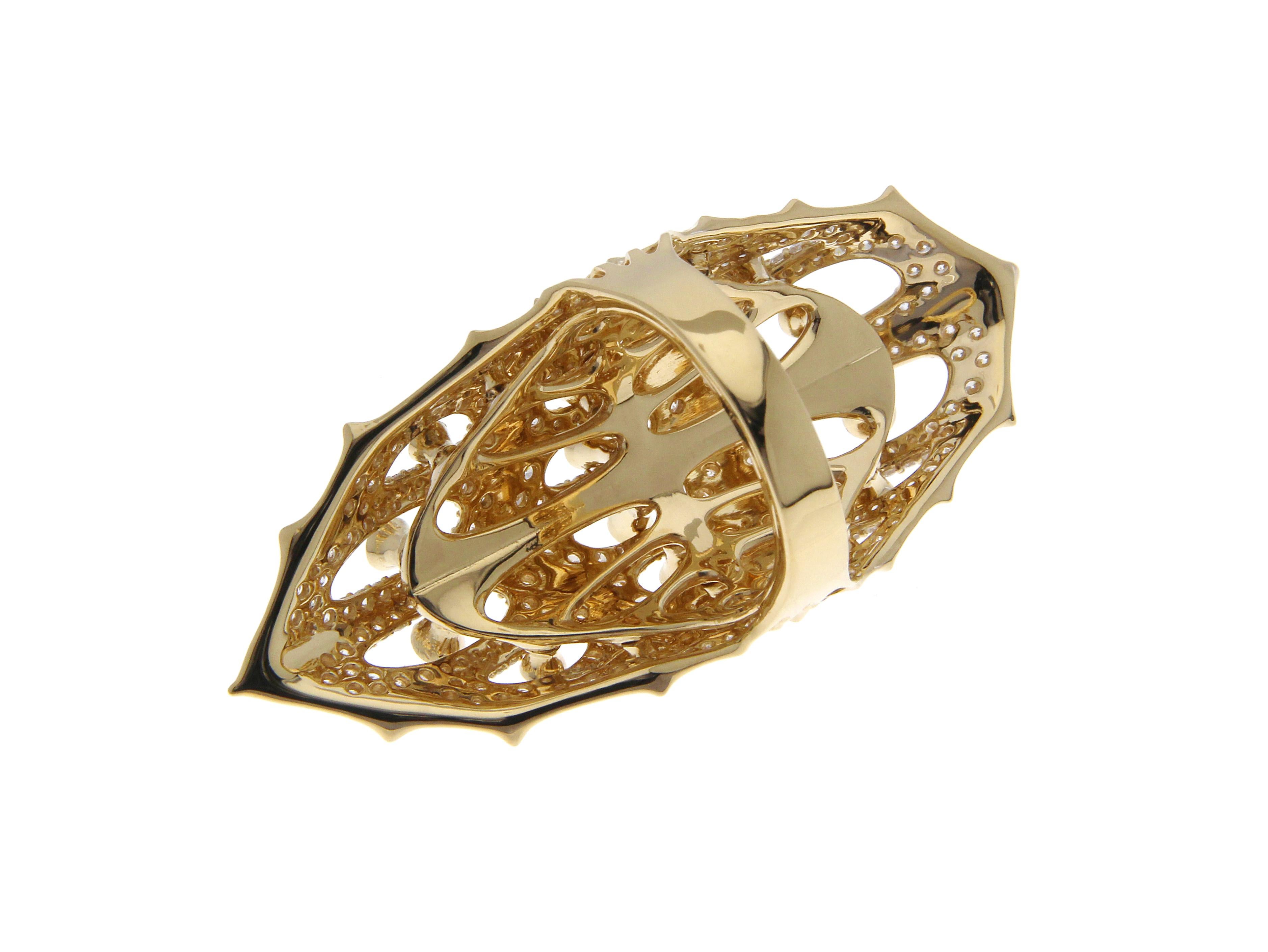 18 Karat Gold Morphogen Shield Ring by John Brevard In New Condition For Sale In Coral Gables, FL