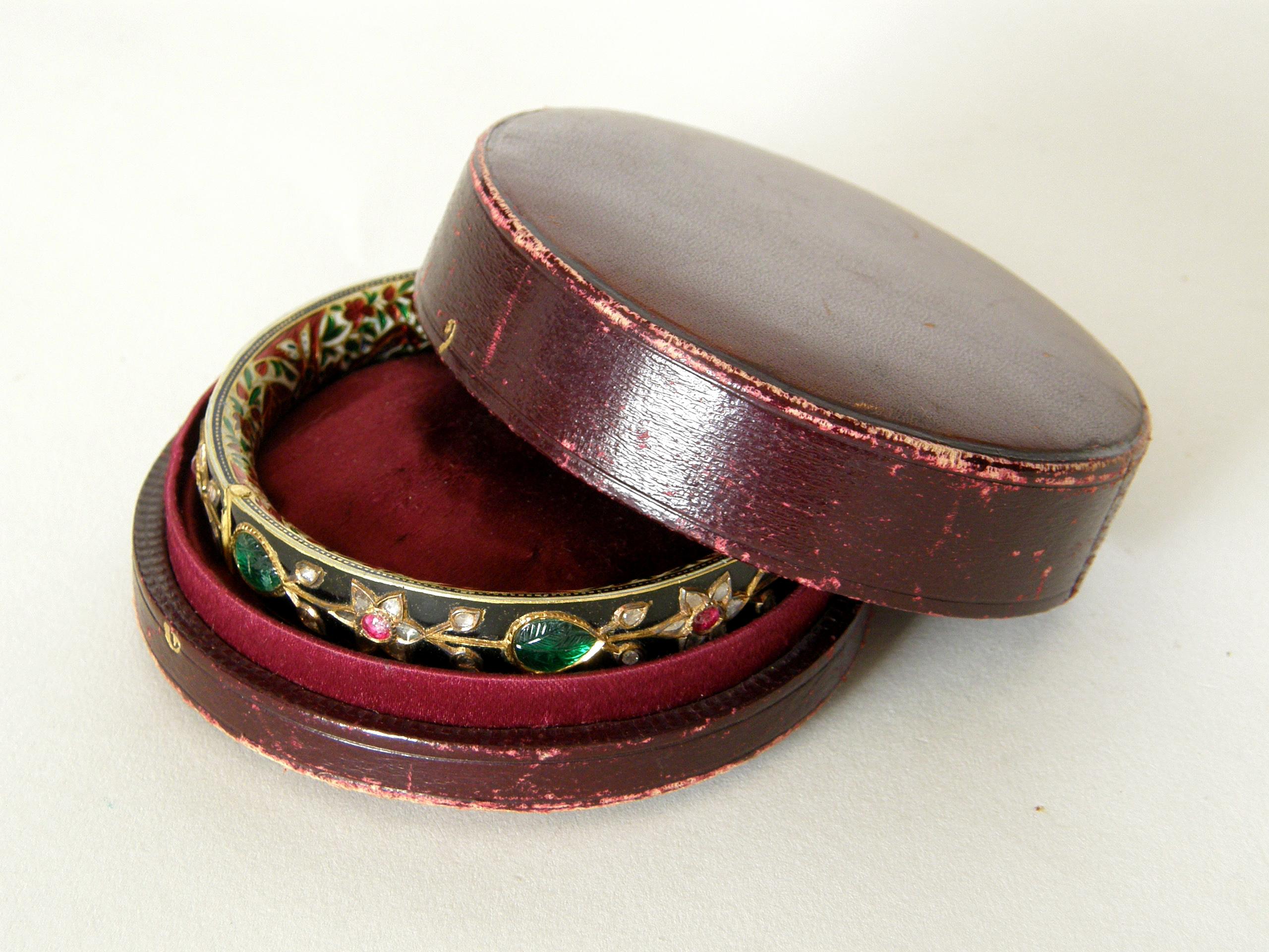 18K Gold Mughal Style Bangle Bracelet Set with Emeralds Diamonds and Rubies 1