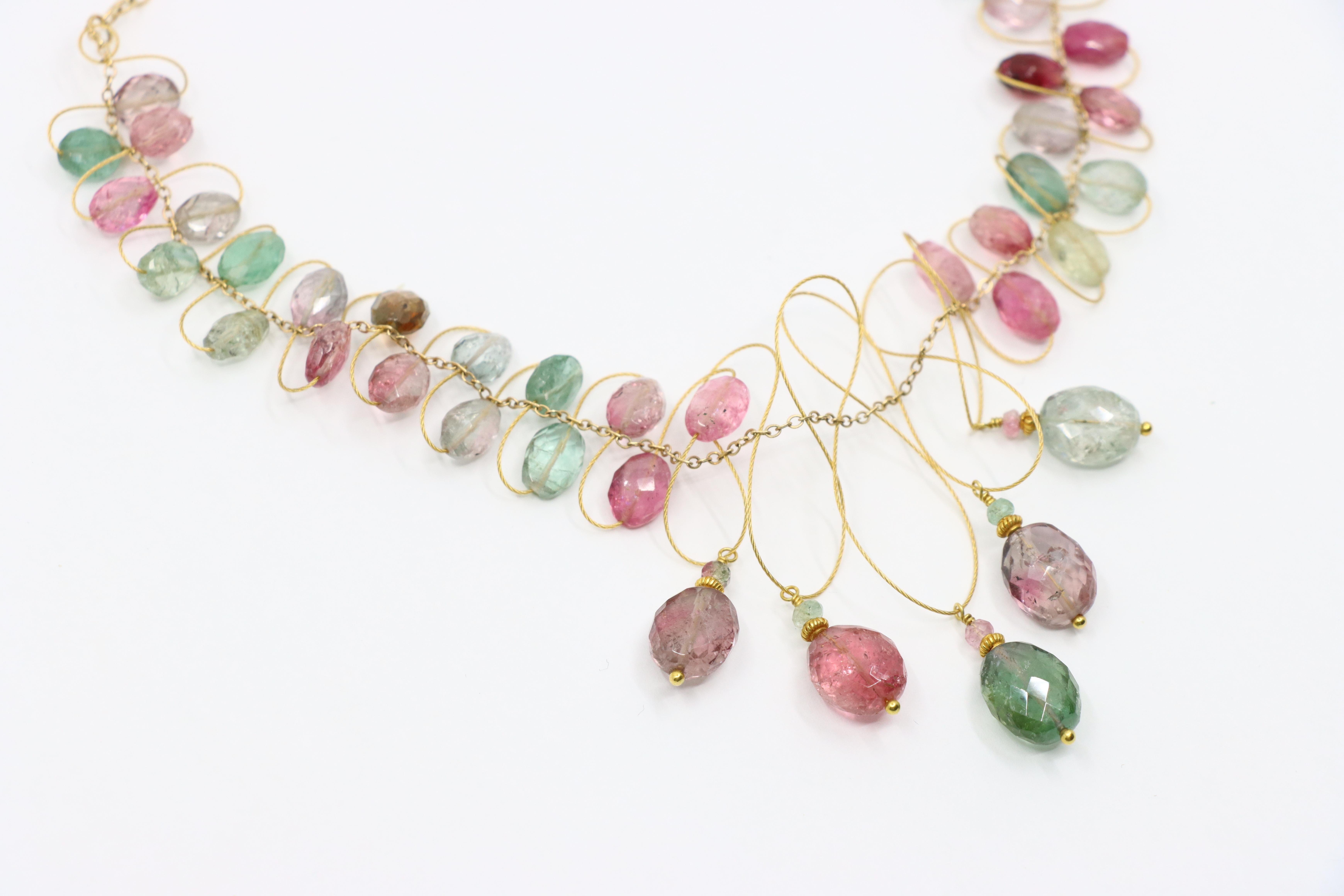 Collana di perle di cristallo multicolore in oro 18K in vendita 2